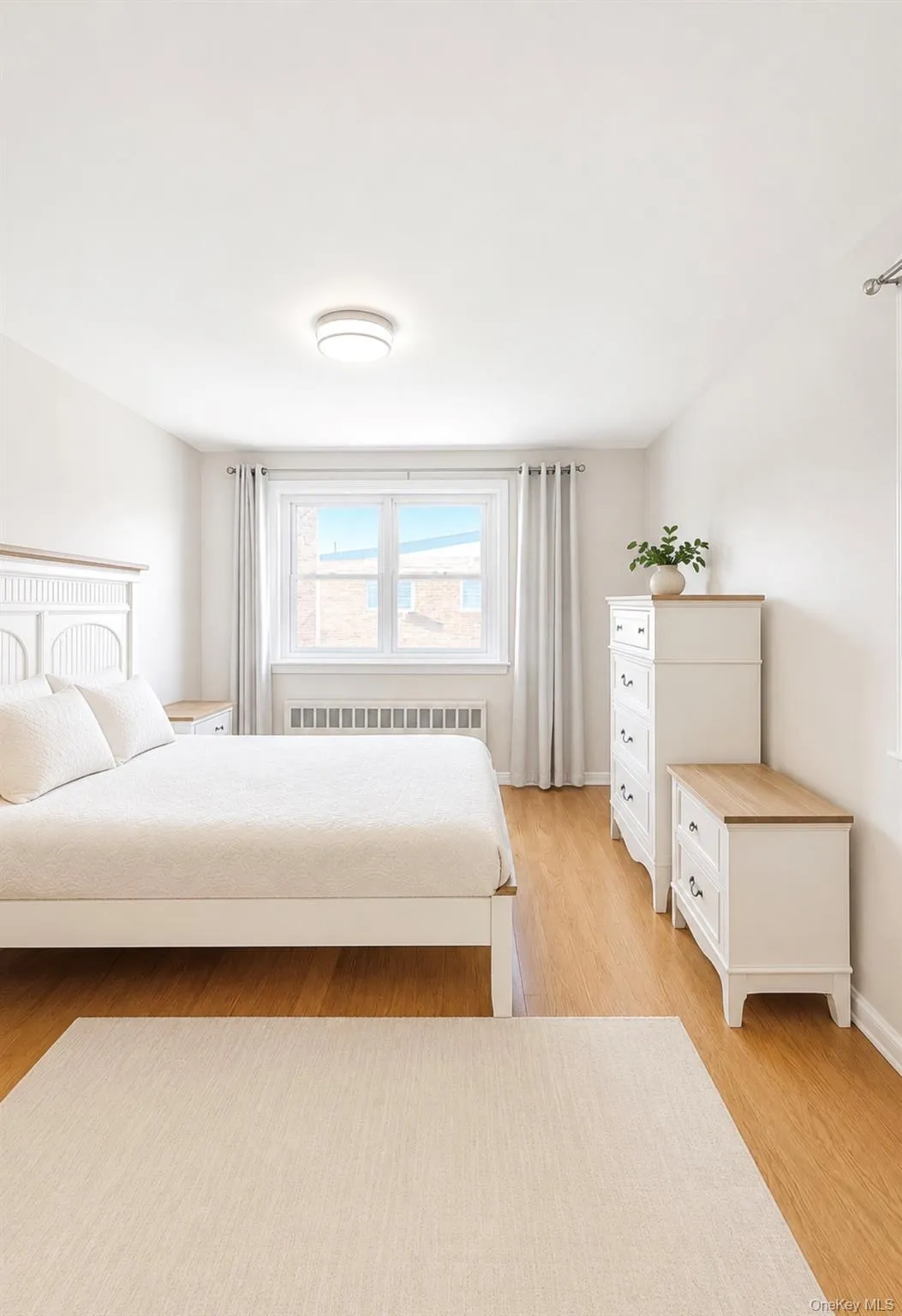 152-47 Jewel Avenue, New York, NY, 1 Bedroom Bedrooms, 3 Rooms Rooms,1 BathroomBathrooms,Residential,For Rent,Jewel,0,1042249 152-47 Jewel Avenue, New York, NY, 1 Bedroom Bedrooms, 3 Rooms Rooms,1 BathroomBathrooms,Residential,For Rent,Jewel,0,1042249