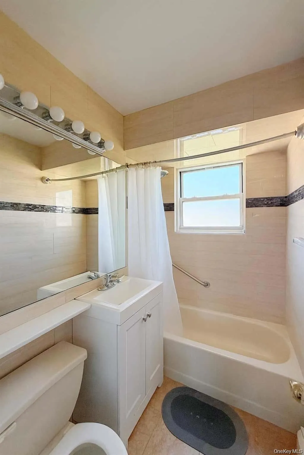 152-47 Jewel Avenue, New York, NY, 1 Bedroom Bedrooms, 3 Rooms Rooms,1 BathroomBathrooms,Residential,For Rent,Jewel,0,1042249 152-47 Jewel Avenue, New York, NY, 1 Bedroom Bedrooms, 3 Rooms Rooms,1 BathroomBathrooms,Residential,For Rent,Jewel,0,1042249