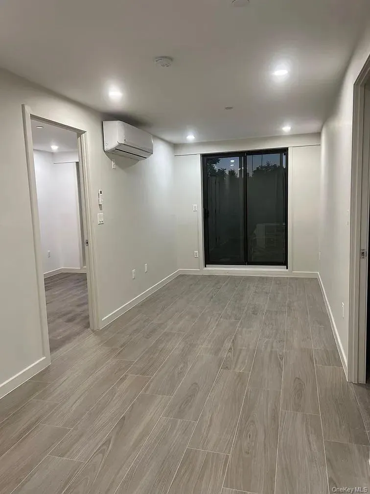 5540 97th Place, New York, NY, 2 Bedrooms Bedrooms, 3 Rooms Rooms,2 BathroomsBathrooms,Residential,For Rent,97th,0,1042252 5540 97th Place, New York, NY, 2 Bedrooms Bedrooms, 3 Rooms Rooms,2 BathroomsBathrooms,Residential,For Rent,97th,0,1042252