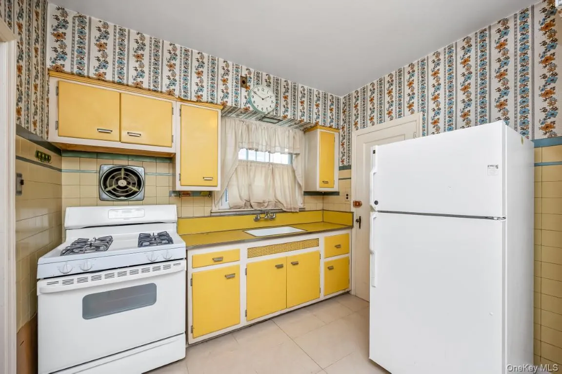 116-36 234th Street, New York, NY, 4 Bedrooms Bedrooms, 7 Rooms Rooms,1 BathroomBathrooms,Residential,For Rent,234th,0,1042253 116-36 234th Street, New York, NY, 4 Bedrooms Bedrooms, 7 Rooms Rooms,1 BathroomBathrooms,Residential,For Rent,234th,0,1042253