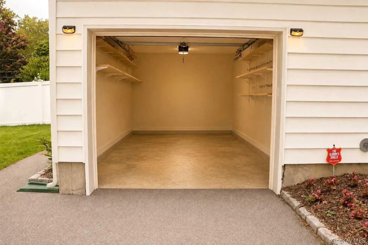 9 Gaston Street, Huntington, NY, 4 Bedrooms Bedrooms, 8 Rooms Rooms,2 BathroomsBathrooms,Residential,For Rent,Gaston,0,1042260 9 Gaston Street, Huntington, NY, 4 Bedrooms Bedrooms, 8 Rooms Rooms,2 BathroomsBathrooms,Residential,For Rent,Gaston,0,1042260