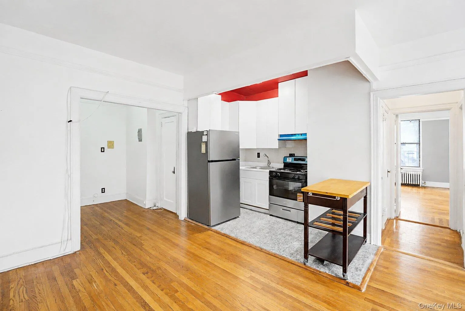 147-37 Beech Avenue, New York, NY, 1 Bedroom Bedrooms, 3 Rooms Rooms,1 BathroomBathrooms,Residential,For Rent,Beech,0,1042261 147-37 Beech Avenue, New York, NY, 1 Bedroom Bedrooms, 3 Rooms Rooms,1 BathroomBathrooms,Residential,For Rent,Beech,0,1042261