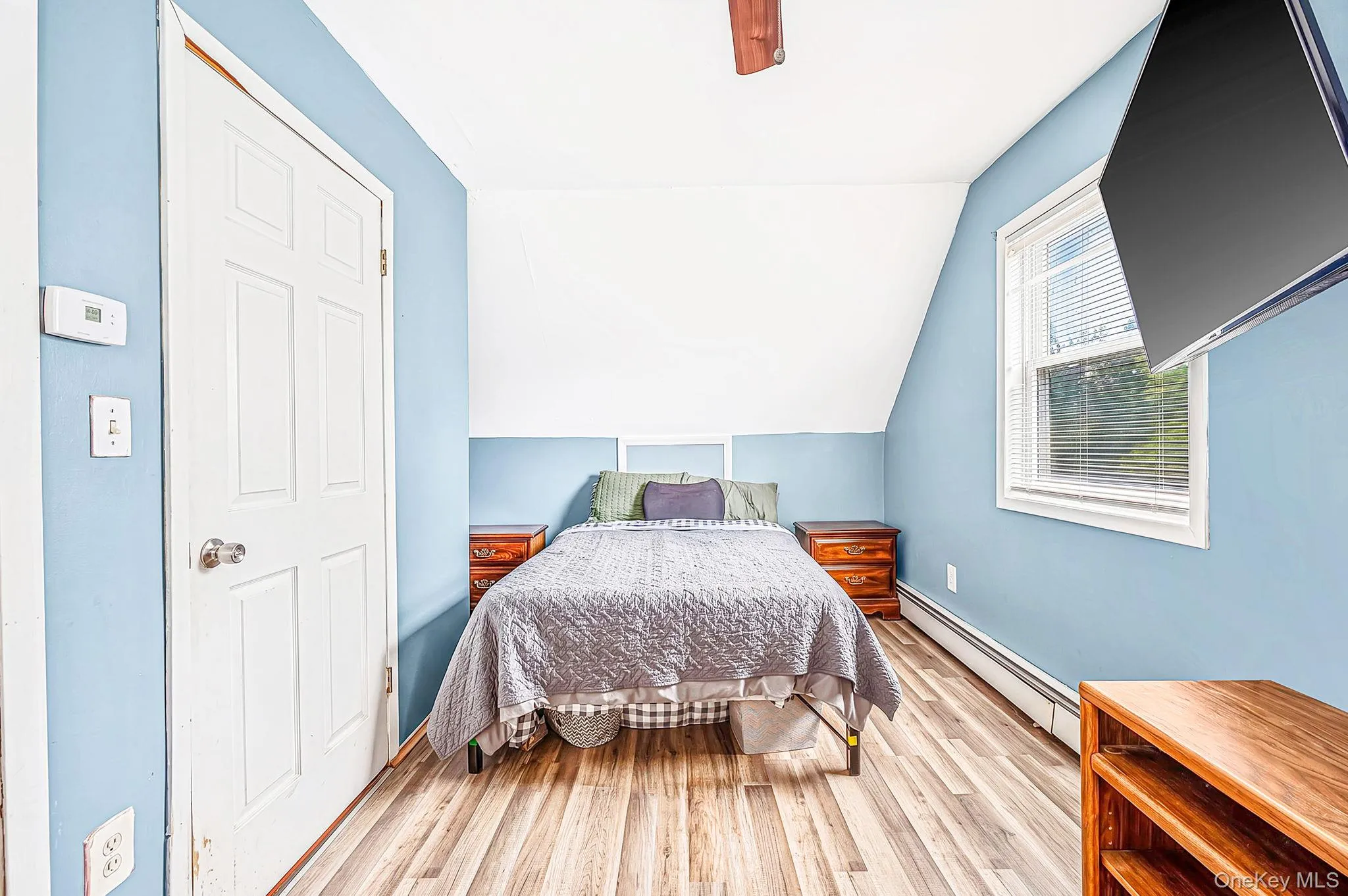 14 Richard Avenue, Islip, NY, 3 Bedrooms Bedrooms, 6 Rooms Rooms,1 BathroomBathrooms,Residential,For Rent,Richard,0,1042263 14 Richard Avenue, Islip, NY, 3 Bedrooms Bedrooms, 6 Rooms Rooms,1 BathroomBathrooms,Residential,For Rent,Richard,0,1042263