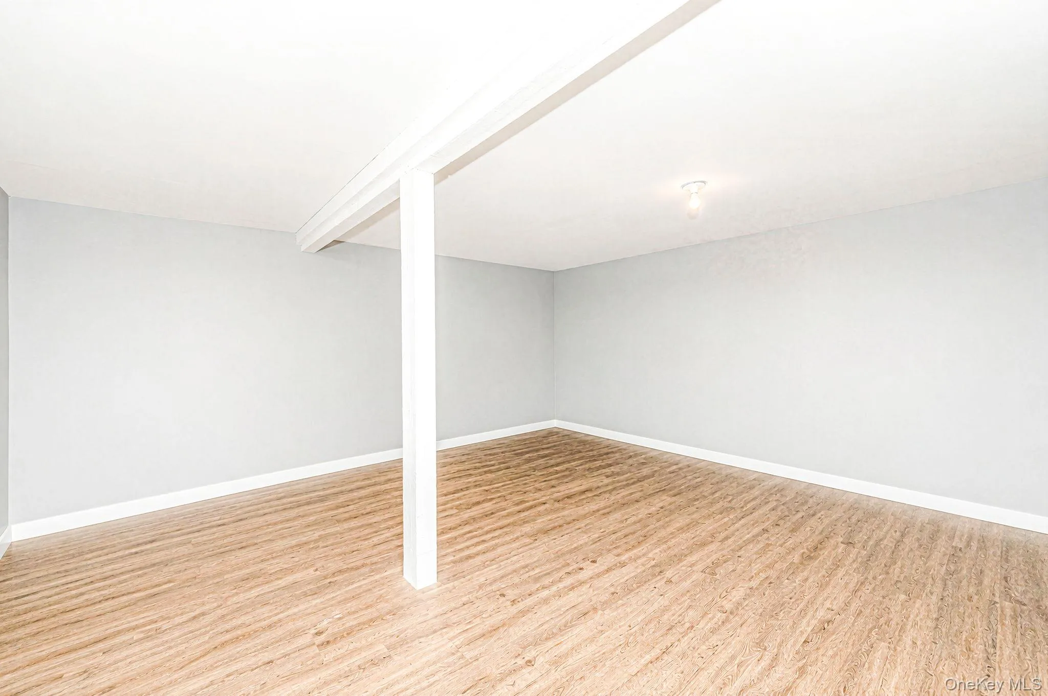 14 Richard Avenue, Islip, NY, 3 Bedrooms Bedrooms, 6 Rooms Rooms,1 BathroomBathrooms,Residential,For Rent,Richard,0,1042263 14 Richard Avenue, Islip, NY, 3 Bedrooms Bedrooms, 6 Rooms Rooms,1 BathroomBathrooms,Residential,For Rent,Richard,0,1042263