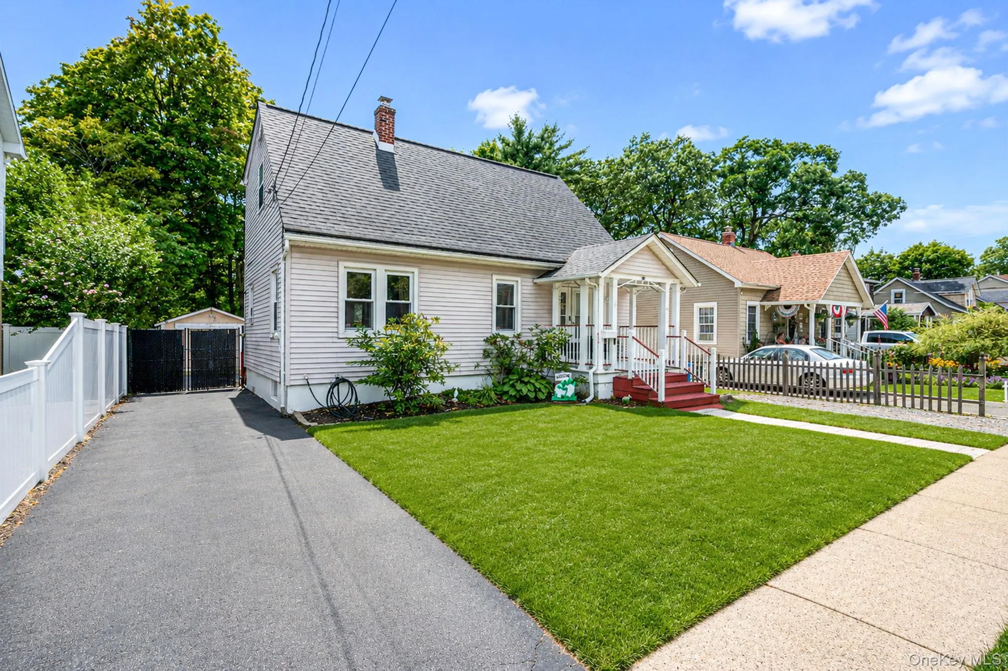 14 Richard Avenue, Islip, NY, 3 Bedrooms Bedrooms, 6 Rooms Rooms,1 BathroomBathrooms,Residential,For Rent,Richard,0,1042263 14 Richard Avenue, Islip, NY, 3 Bedrooms Bedrooms, 6 Rooms Rooms,1 BathroomBathrooms,Residential,For Rent,Richard,0,1042263