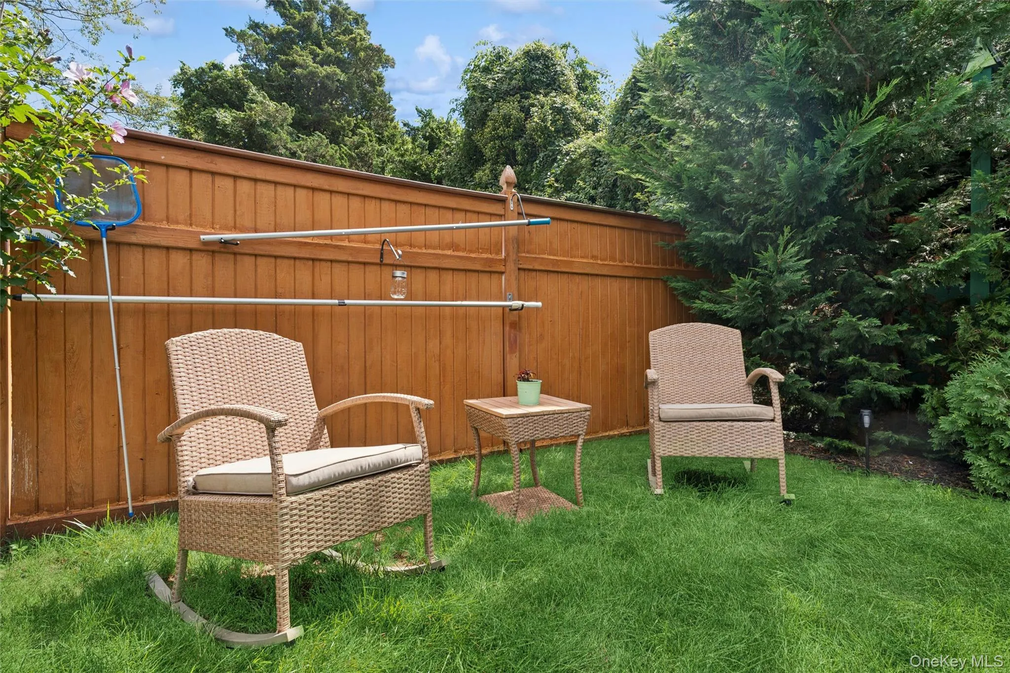 34 End Avenue, Southampton, NY, 2 Bedrooms Bedrooms, 7 Rooms Rooms,1 BathroomBathrooms,Residential,For Rent,End,0,1042264 34 End Avenue, Southampton, NY, 2 Bedrooms Bedrooms, 7 Rooms Rooms,1 BathroomBathrooms,Residential,For Rent,End,0,1042264