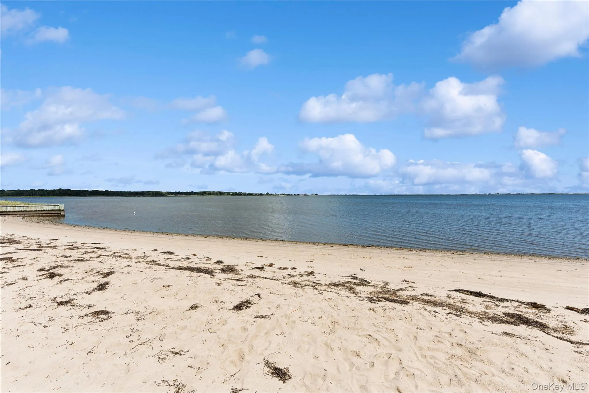 34 End Avenue, Southampton, NY, 2 Bedrooms Bedrooms, 7 Rooms Rooms,1 BathroomBathrooms,Residential,For Rent,End,0,1042264 34 End Avenue, Southampton, NY, 2 Bedrooms Bedrooms, 7 Rooms Rooms,1 BathroomBathrooms,Residential,For Rent,End,0,1042264