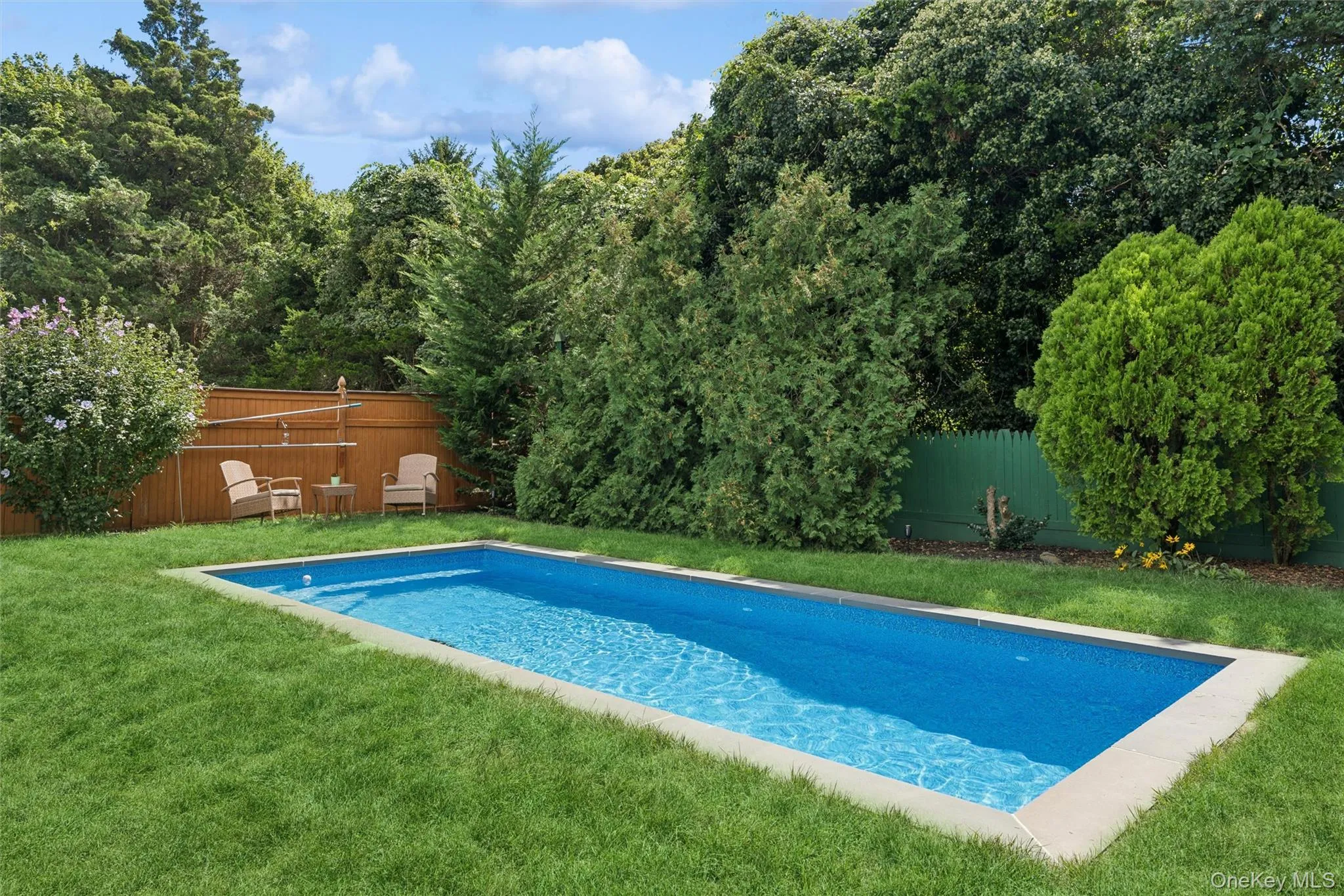 34 End Avenue, Southampton, NY, 2 Bedrooms Bedrooms, 7 Rooms Rooms,1 BathroomBathrooms,Residential,For Rent,End,0,1042264 34 End Avenue, Southampton, NY, 2 Bedrooms Bedrooms, 7 Rooms Rooms,1 BathroomBathrooms,Residential,For Rent,End,0,1042264