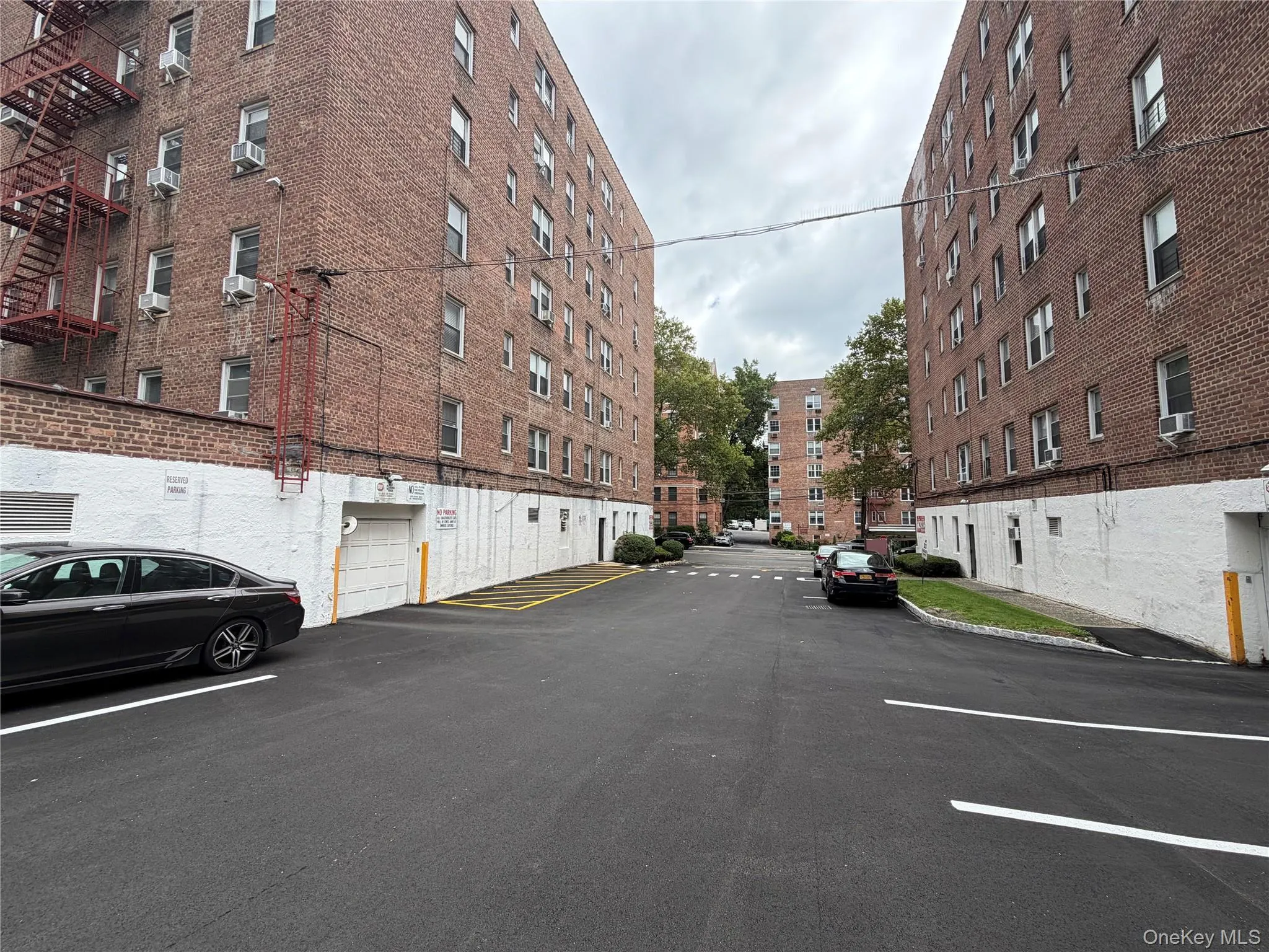 821 Bronx River Road, Yonkers, NY, 2 Bedrooms Bedrooms, 4 Rooms Rooms,1 BathroomBathrooms,Residential,For Rent,Bronx River,0,1042266 821 Bronx River Road, Yonkers, NY, 2 Bedrooms Bedrooms, 4 Rooms Rooms,1 BathroomBathrooms,Residential,For Rent,Bronx River,0,1042266