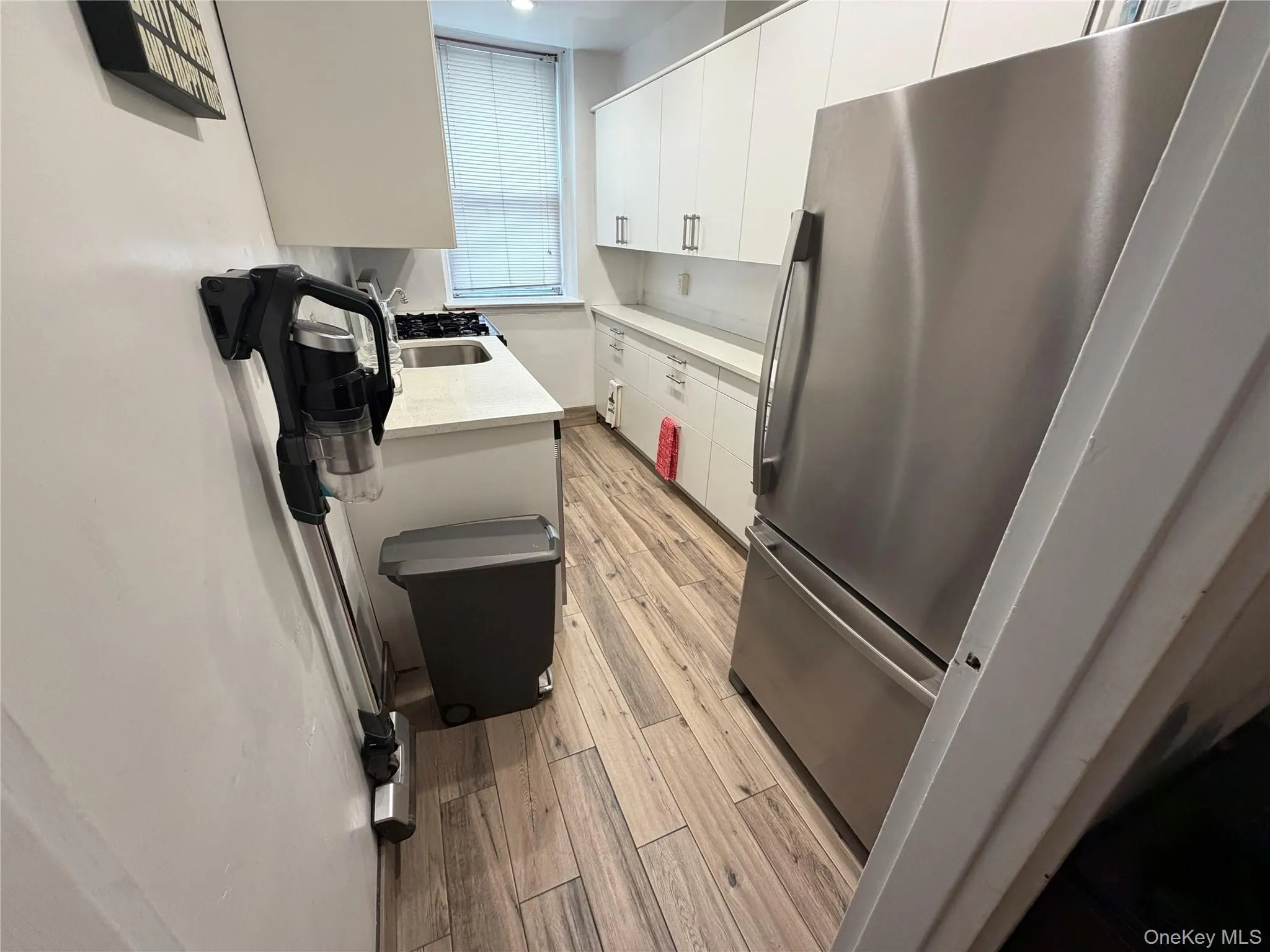 821 Bronx River Road, Yonkers, NY, 2 Bedrooms Bedrooms, 4 Rooms Rooms,1 BathroomBathrooms,Residential,For Rent,Bronx River,0,1042266 821 Bronx River Road, Yonkers, NY, 2 Bedrooms Bedrooms, 4 Rooms Rooms,1 BathroomBathrooms,Residential,For Rent,Bronx River,0,1042266