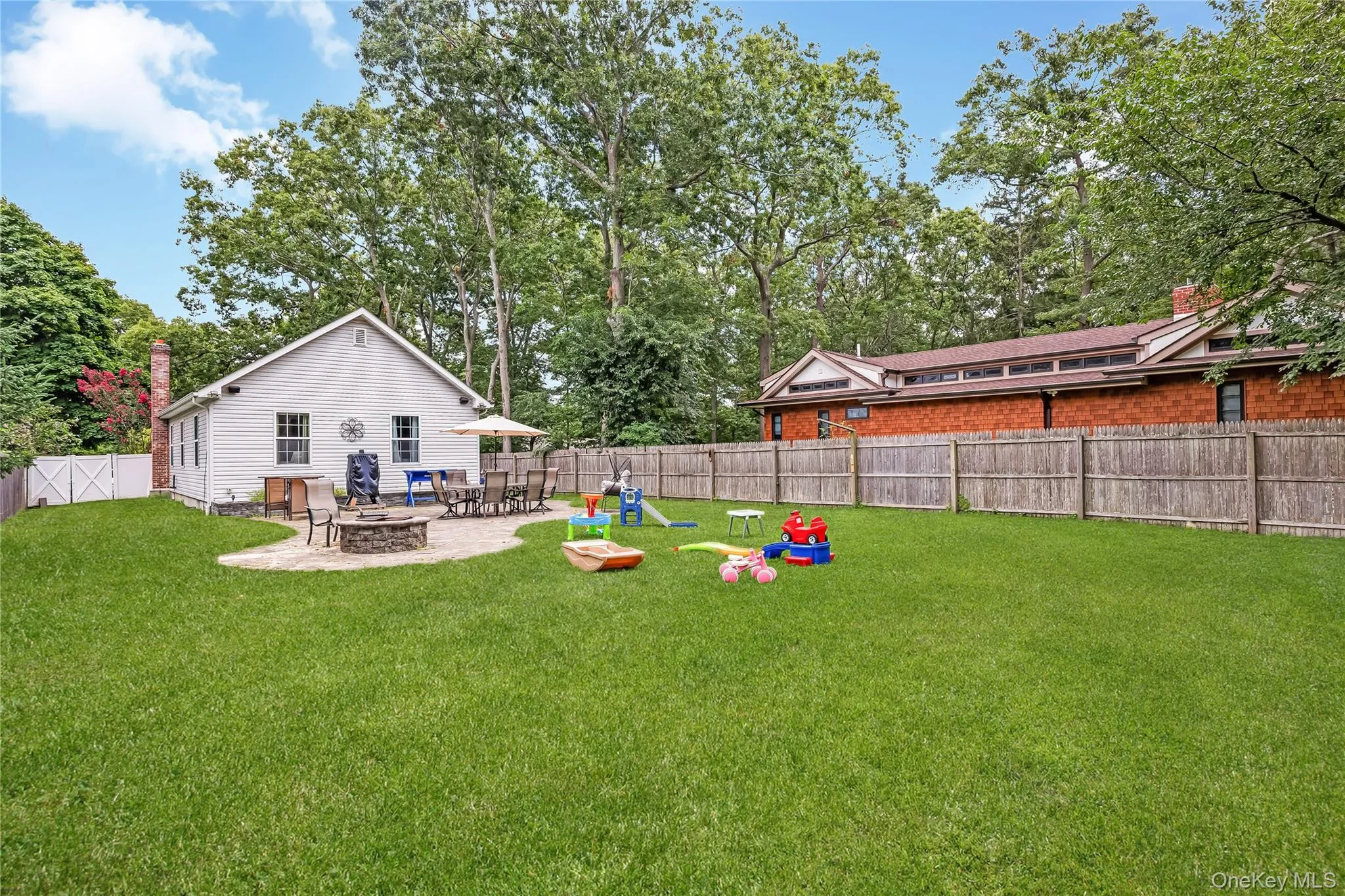 393 End Avenue, Brookhaven, NY, 3 Bedrooms Bedrooms, 6 Rooms Rooms,2 BathroomsBathrooms,Residential,For Rent,End,0,1042267 393 End Avenue, Brookhaven, NY, 3 Bedrooms Bedrooms, 6 Rooms Rooms,2 BathroomsBathrooms,Residential,For Rent,End,0,1042267