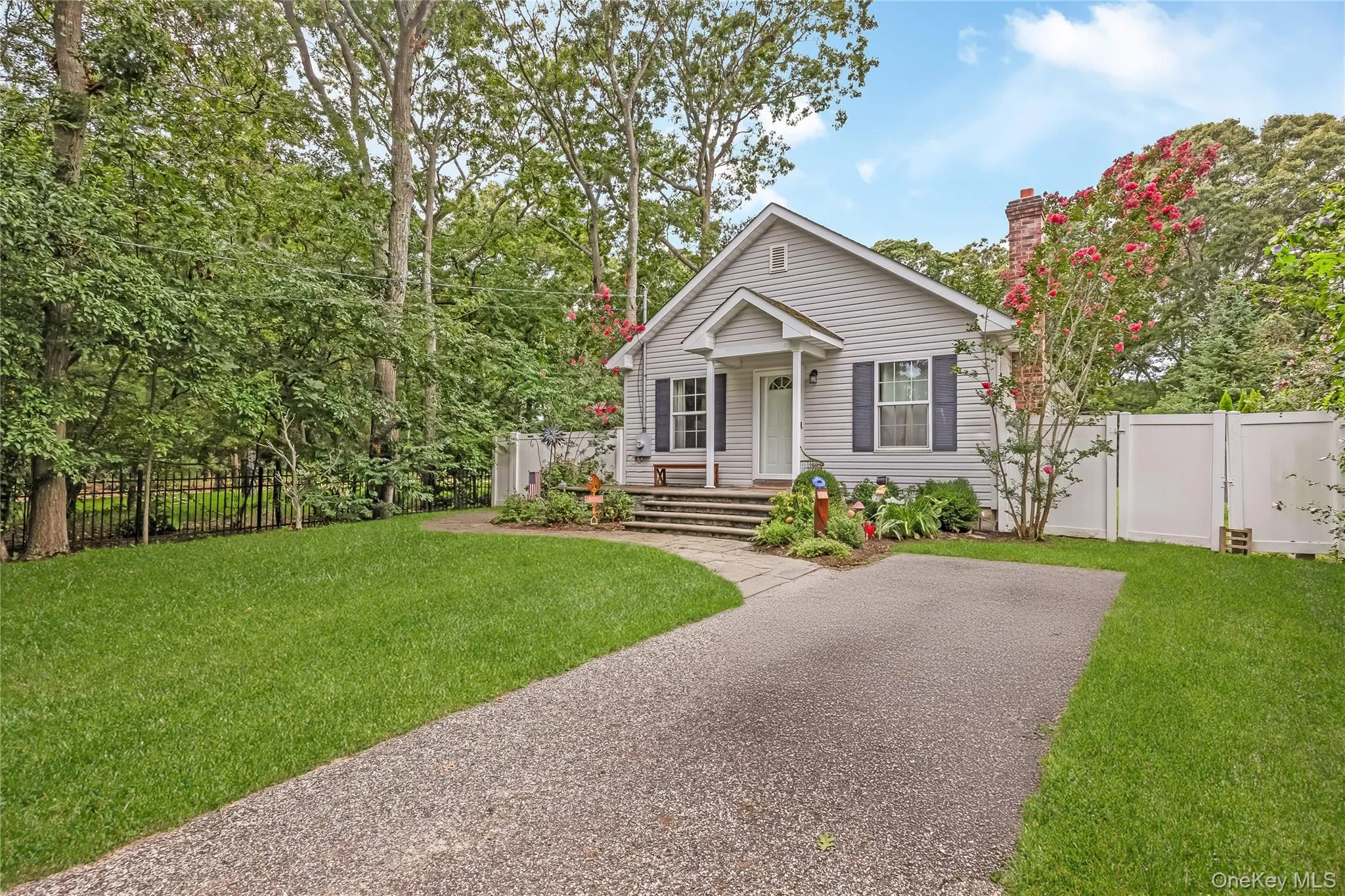 393 End Avenue, Brookhaven, NY, 3 Bedrooms Bedrooms, 6 Rooms Rooms,2 BathroomsBathrooms,Residential,For Rent,End,0,1042267 393 End Avenue, Brookhaven, NY, 3 Bedrooms Bedrooms, 6 Rooms Rooms,2 BathroomsBathrooms,Residential,For Rent,End,0,1042267