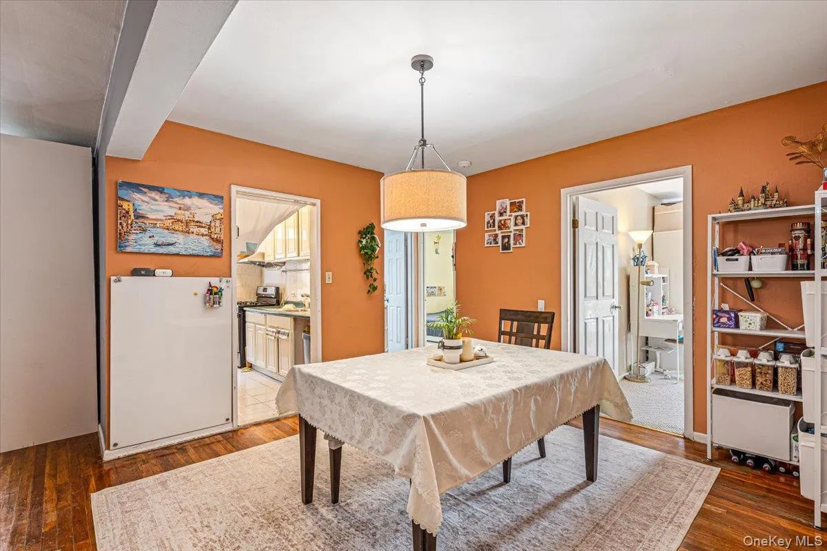 224-24 Union Street, New York, NY, 2 Bedrooms Bedrooms, 4 Rooms Rooms,1 BathroomBathrooms,Residential,For Rent,Union,0,1042276 224-24 Union Street, New York, NY, 2 Bedrooms Bedrooms, 4 Rooms Rooms,1 BathroomBathrooms,Residential,For Rent,Union,0,1042276