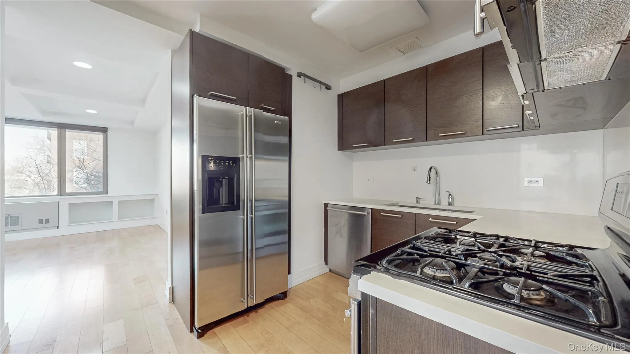 64-05 Yellowstone Boulevard, New York, NY, 1 Bedroom Bedrooms, 3 Rooms Rooms,1 BathroomBathrooms,Residential,For Rent,Yellowstone,0,1042278 64-05 Yellowstone Boulevard, New York, NY, 1 Bedroom Bedrooms, 3 Rooms Rooms,1 BathroomBathrooms,Residential,For Rent,Yellowstone,0,1042278