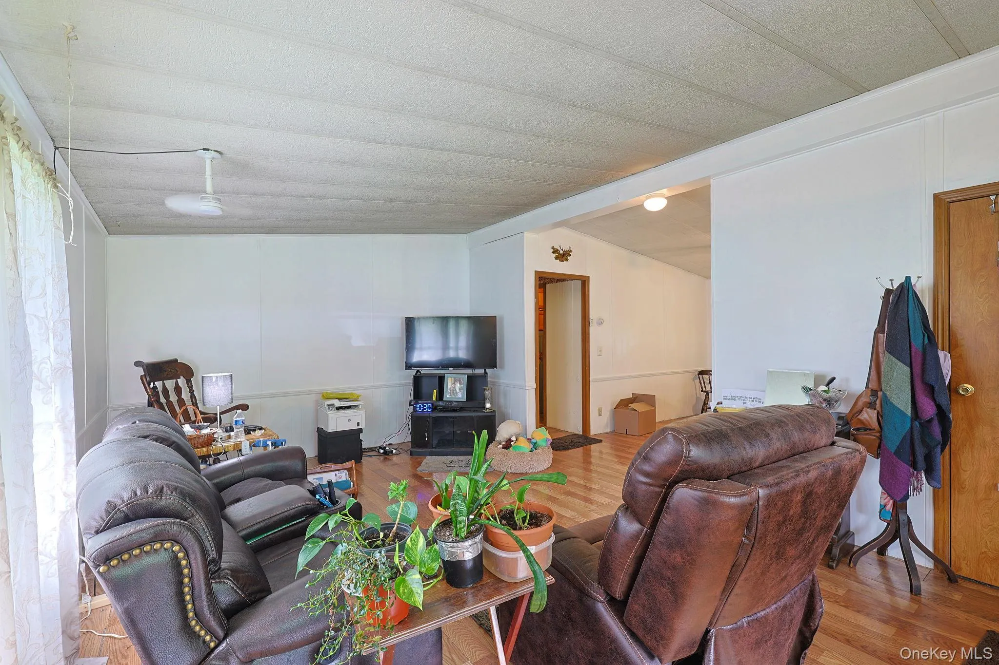 20 Cardinal Road, Hyde Park, NY, 2 Bedrooms Bedrooms, 5 Rooms Rooms,2 BathroomsBathrooms,Residential,For Rent,Cardinal,0,1042279 20 Cardinal Road, Hyde Park, NY, 2 Bedrooms Bedrooms, 5 Rooms Rooms,2 BathroomsBathrooms,Residential,For Rent,Cardinal,0,1042279