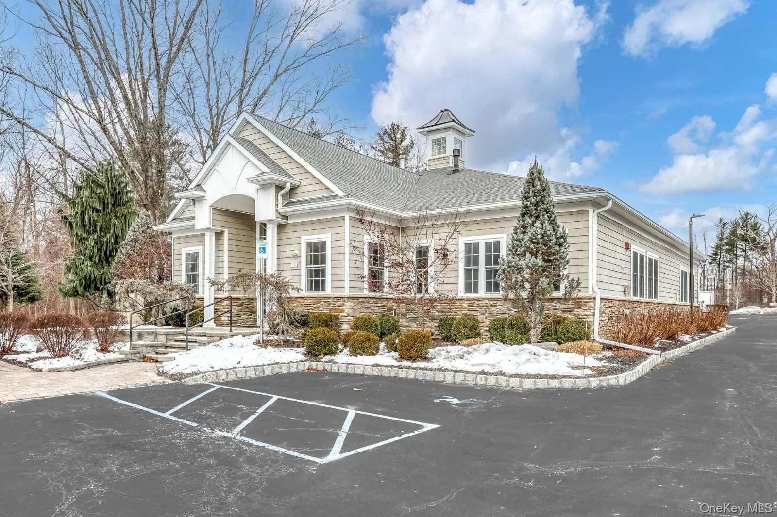 22 Westminster Way, Ramapo, NY, 4 Bedrooms Bedrooms, 8 Rooms Rooms,3 BathroomsBathrooms,Residential,For Rent,Westminster,0,1042280 22 Westminster Way, Ramapo, NY, 4 Bedrooms Bedrooms, 8 Rooms Rooms,3 BathroomsBathrooms,Residential,For Rent,Westminster,0,1042280