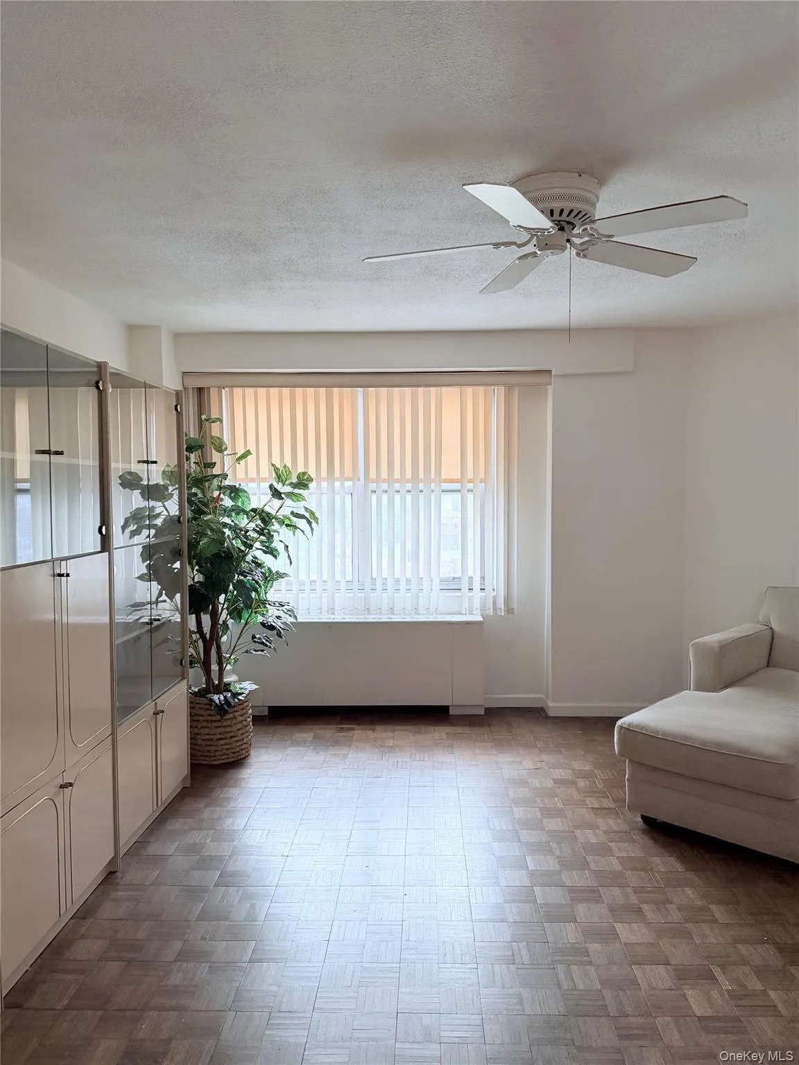 8515 Main Street, New York, NY, 3 Rooms Rooms,1 BathroomBathrooms,Residential,For Rent,Main,0,1042283 8515 Main Street, New York, NY, 3 Rooms Rooms,1 BathroomBathrooms,Residential,For Rent,Main,0,1042283