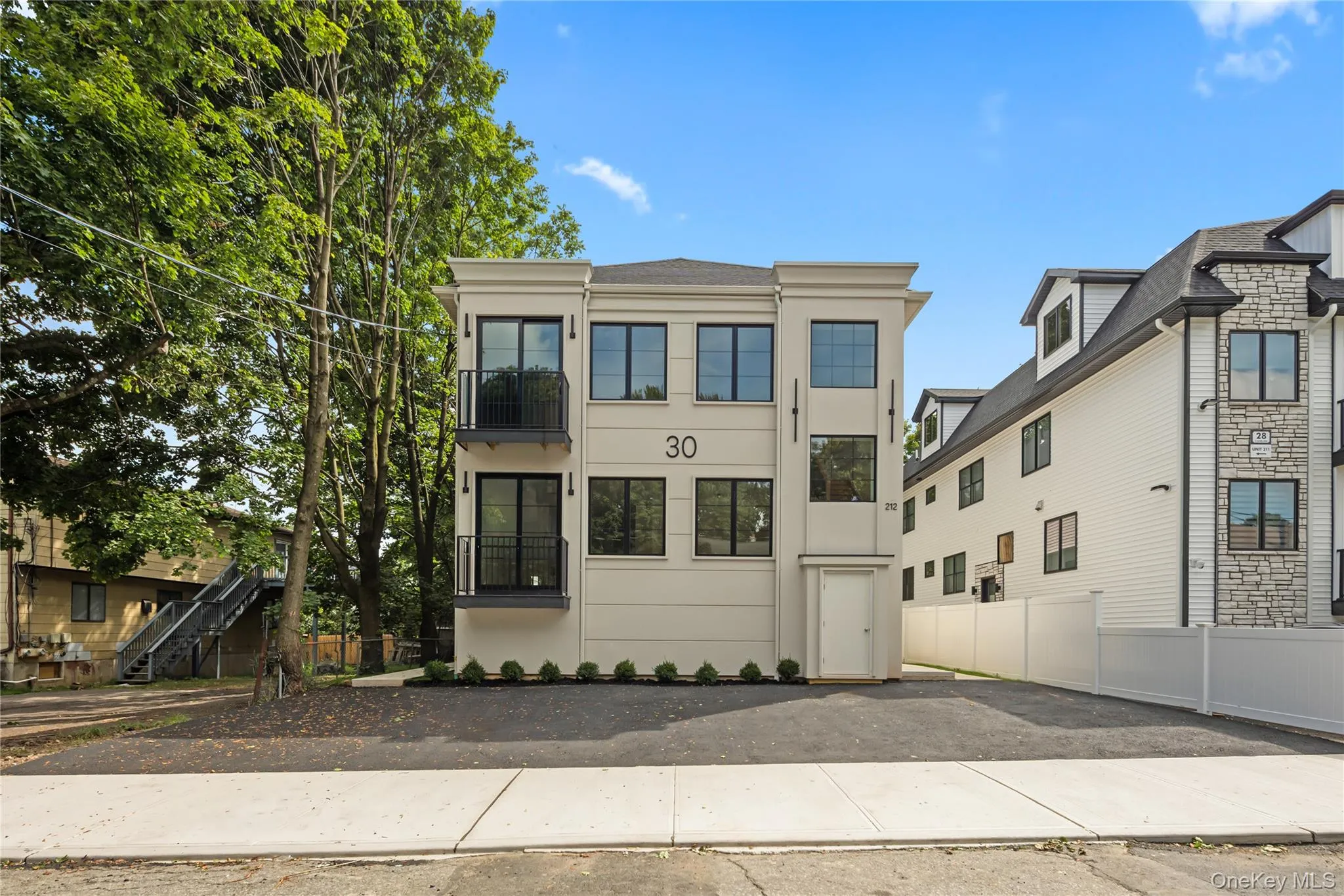 30 Castle Avenue, Ramapo, NY, 6 Bedrooms Bedrooms, 10 Rooms Rooms,3 BathroomsBathrooms,Residential,For Rent,Castle,0,1042285 30 Castle Avenue, Ramapo, NY, 6 Bedrooms Bedrooms, 10 Rooms Rooms,3 BathroomsBathrooms,Residential,For Rent,Castle,0,1042285