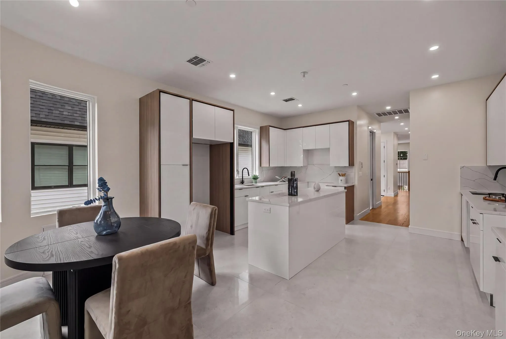 30 Castle Avenue, Ramapo, NY, 6 Bedrooms Bedrooms, 10 Rooms Rooms,3 BathroomsBathrooms,Residential,For Rent,Castle,0,1042285 30 Castle Avenue, Ramapo, NY, 6 Bedrooms Bedrooms, 10 Rooms Rooms,3 BathroomsBathrooms,Residential,For Rent,Castle,0,1042285