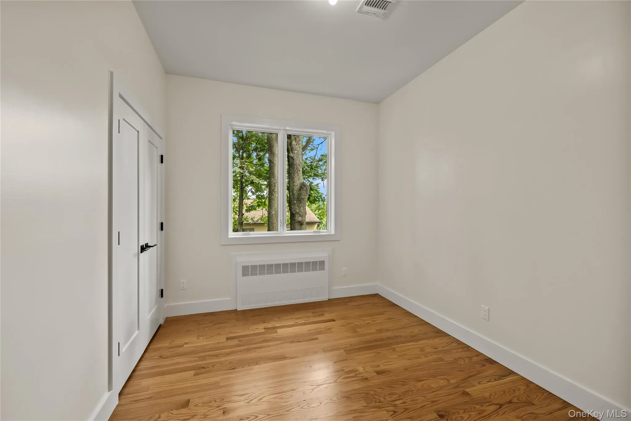 30 Castle Avenue, Ramapo, NY, 6 Bedrooms Bedrooms, 10 Rooms Rooms,3 BathroomsBathrooms,Residential,For Rent,Castle,0,1042285 30 Castle Avenue, Ramapo, NY, 6 Bedrooms Bedrooms, 10 Rooms Rooms,3 BathroomsBathrooms,Residential,For Rent,Castle,0,1042285