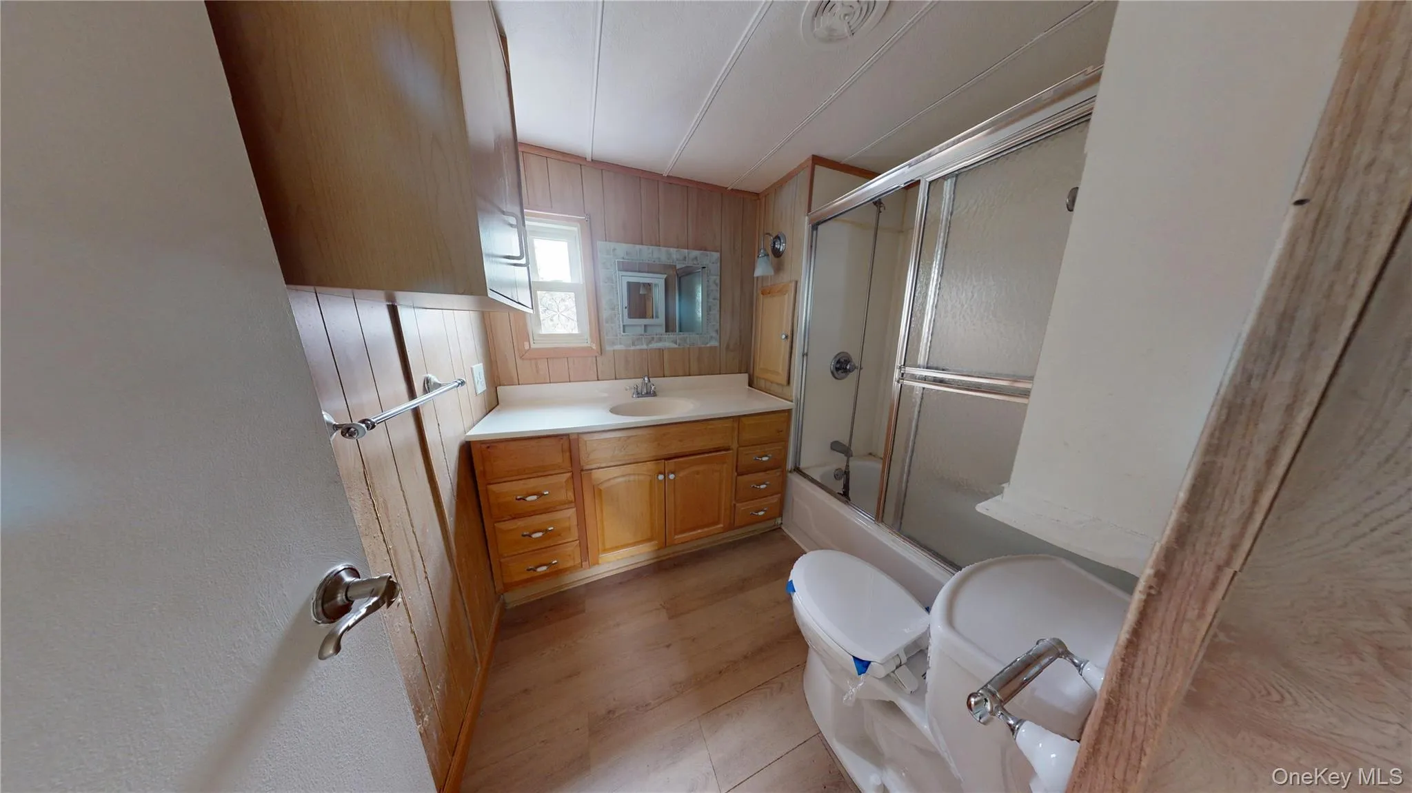 39 Valley Forge Drive, Islip, NY, 3 Bedrooms Bedrooms, 5 Rooms Rooms,1 BathroomBathrooms,Residential,For Rent,Valley Forge,0,1042289 39 Valley Forge Drive, Islip, NY, 3 Bedrooms Bedrooms, 5 Rooms Rooms,1 BathroomBathrooms,Residential,For Rent,Valley Forge,0,1042289