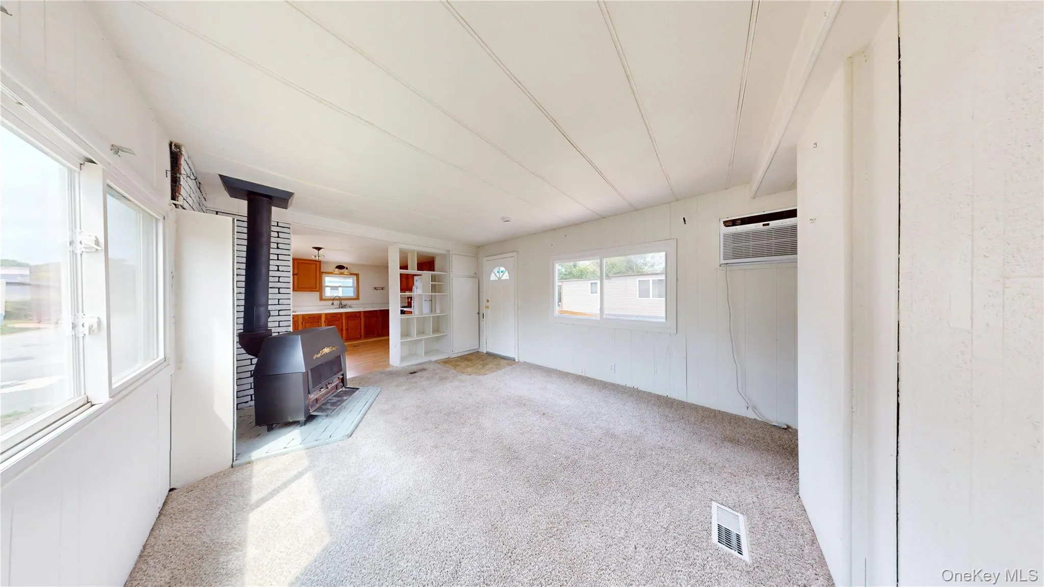 39 Valley Forge Drive, Islip, NY, 3 Bedrooms Bedrooms, 5 Rooms Rooms,1 BathroomBathrooms,Residential,For Rent,Valley Forge,0,1042289 39 Valley Forge Drive, Islip, NY, 3 Bedrooms Bedrooms, 5 Rooms Rooms,1 BathroomBathrooms,Residential,For Rent,Valley Forge,0,1042289