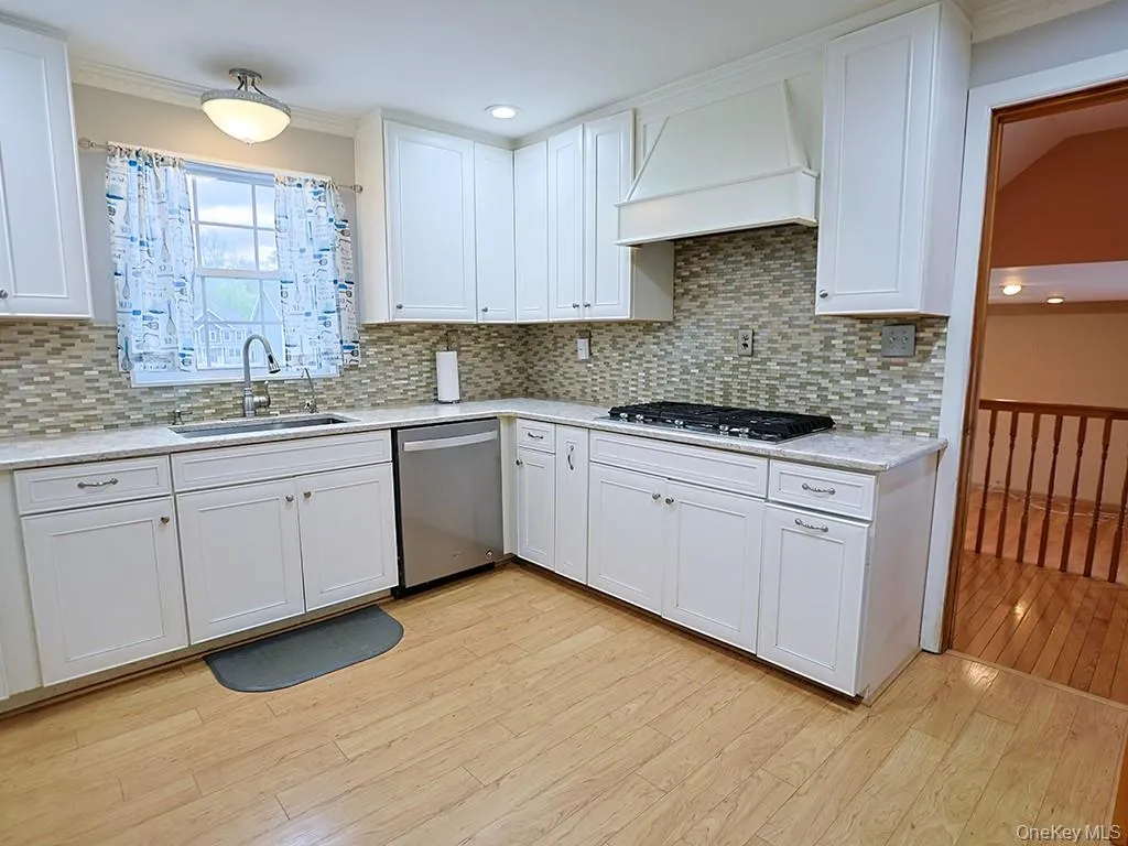 68 Weaver Street, Montgomery, NY, 3 Bedrooms Bedrooms, 10 Rooms Rooms,3 BathroomsBathrooms,Residential Lease,For Rent,Weaver,0,1042291 68 Weaver Street, Montgomery, NY, 3 Bedrooms Bedrooms, 10 Rooms Rooms,3 BathroomsBathrooms,Residential Lease,For Rent,Weaver,0,1042291