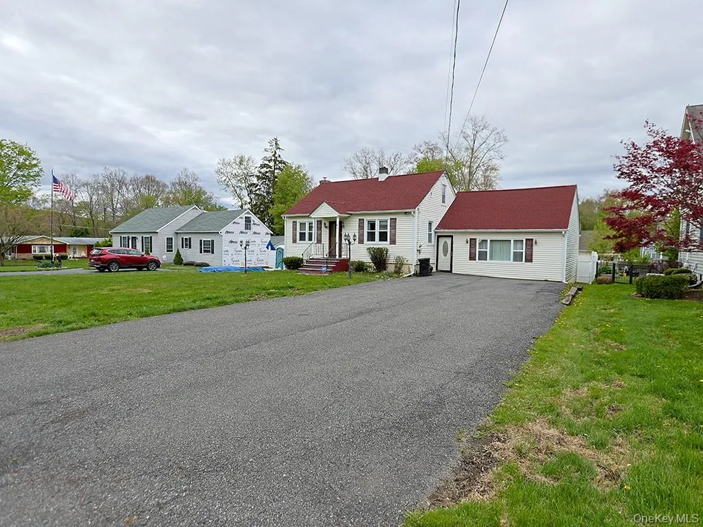 68 Weaver Street, Montgomery, NY, 3 Bedrooms Bedrooms, 10 Rooms Rooms,3 BathroomsBathrooms,Residential Lease,For Rent,Weaver,0,1042291 68 Weaver Street, Montgomery, NY, 3 Bedrooms Bedrooms, 10 Rooms Rooms,3 BathroomsBathrooms,Residential Lease,For Rent,Weaver,0,1042291