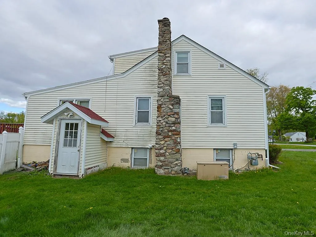 68 Weaver Street, Montgomery, NY, 3 Bedrooms Bedrooms, 10 Rooms Rooms,3 BathroomsBathrooms,Residential Lease,For Rent,Weaver,0,1042291 68 Weaver Street, Montgomery, NY, 3 Bedrooms Bedrooms, 10 Rooms Rooms,3 BathroomsBathrooms,Residential Lease,For Rent,Weaver,0,1042291