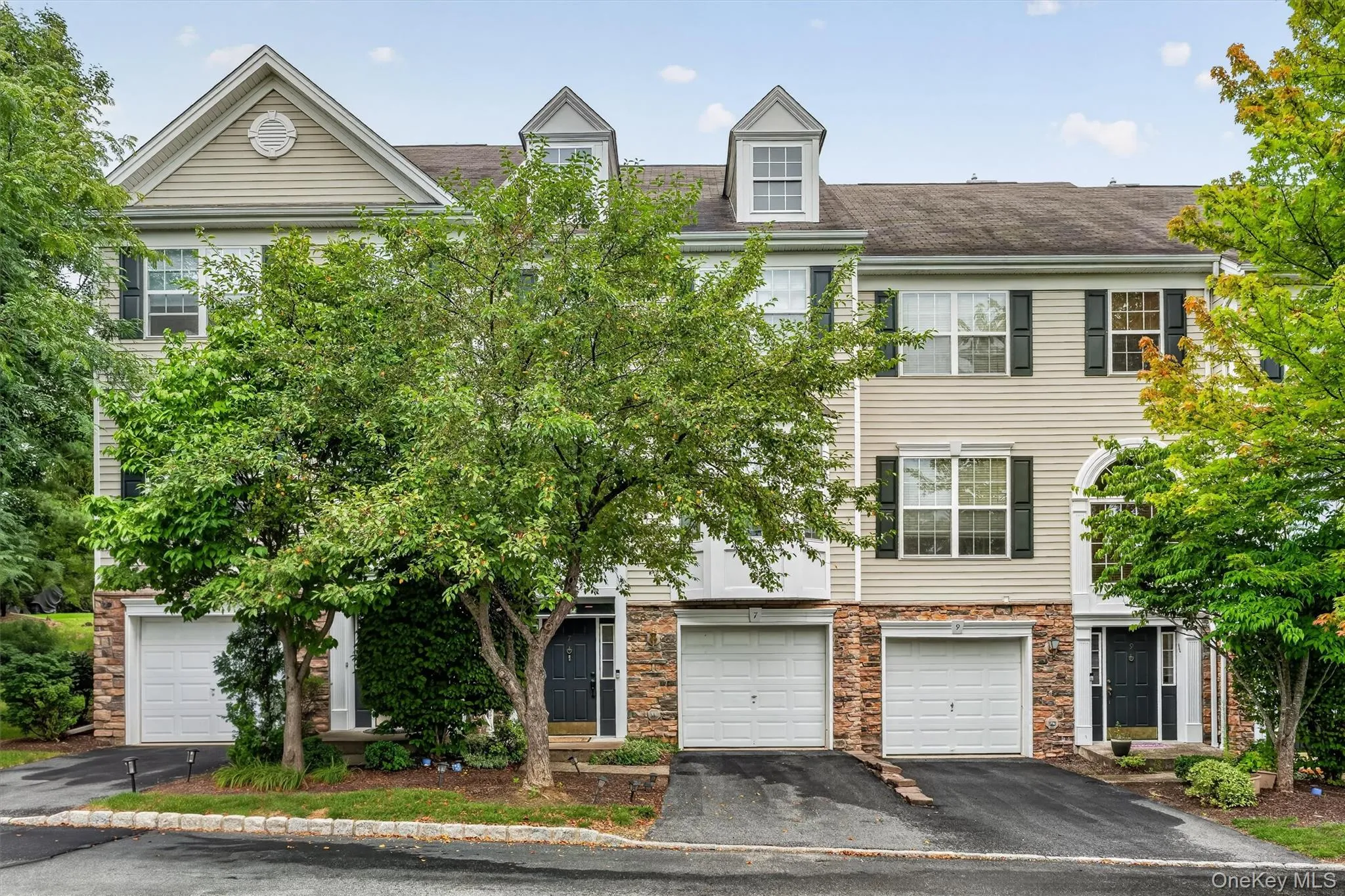 7 Gillian Court, Monroe, NY, 3 Bedrooms Bedrooms, 7 Rooms Rooms,2 BathroomsBathrooms,Residential,For Rent,Gillian,0,1042301 7 Gillian Court, Monroe, NY, 3 Bedrooms Bedrooms, 7 Rooms Rooms,2 BathroomsBathrooms,Residential,For Rent,Gillian,0,1042301