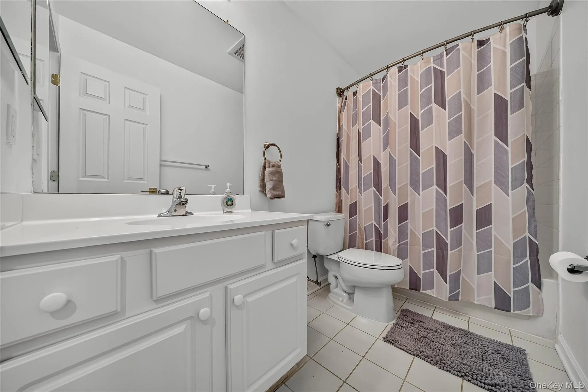 7 Gillian Court, Monroe, NY, 3 Bedrooms Bedrooms, 7 Rooms Rooms,2 BathroomsBathrooms,Residential,For Rent,Gillian,0,1042301 7 Gillian Court, Monroe, NY, 3 Bedrooms Bedrooms, 7 Rooms Rooms,2 BathroomsBathrooms,Residential,For Rent,Gillian,0,1042301