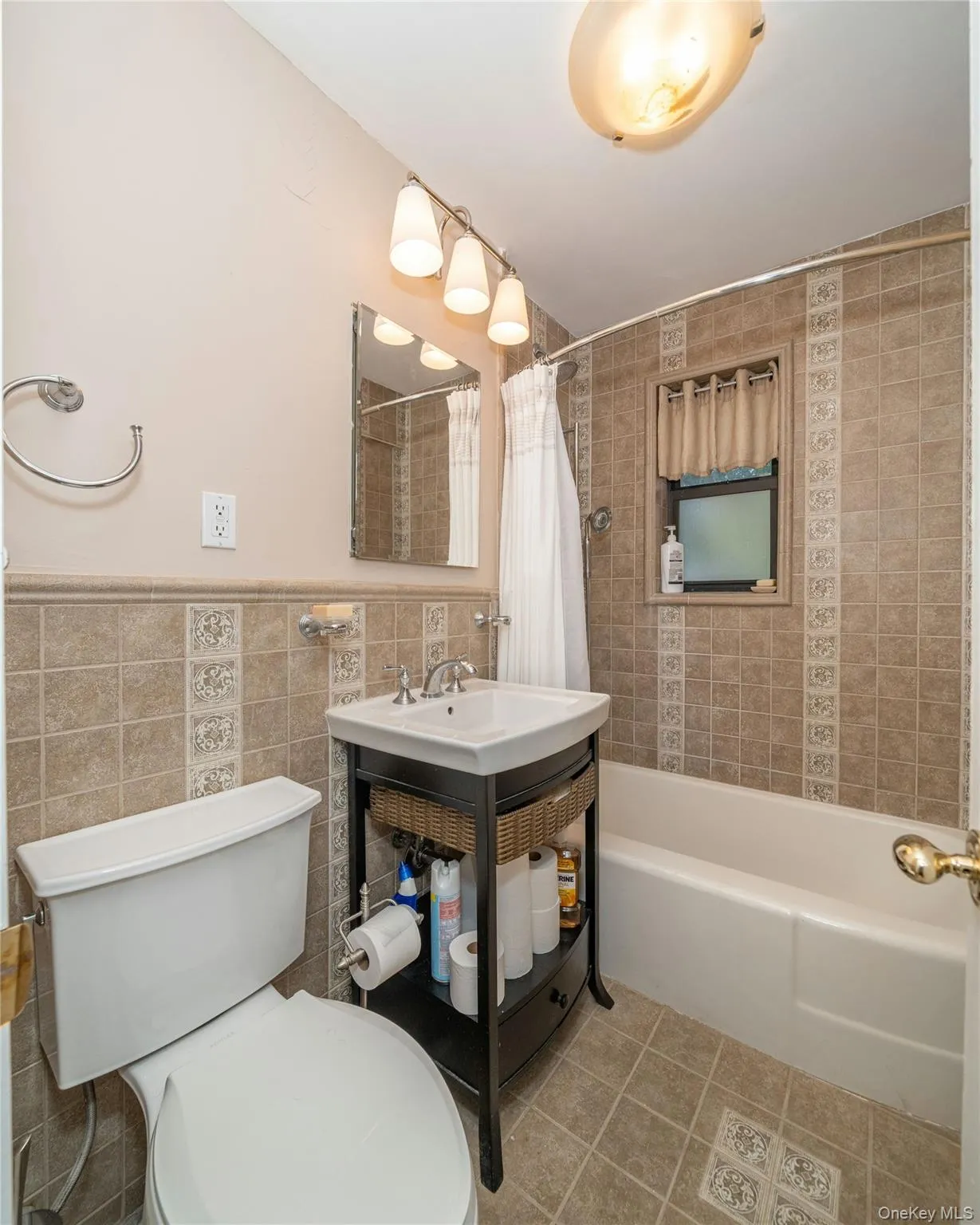 485 Lincoln Avenue, Mount Vernon, NY, 1 Bedroom Bedrooms, 3 Rooms Rooms,1 BathroomBathrooms,Residential,For Rent,Lincoln,0,1042304 485 Lincoln Avenue, Mount Vernon, NY, 1 Bedroom Bedrooms, 3 Rooms Rooms,1 BathroomBathrooms,Residential,For Rent,Lincoln,0,1042304