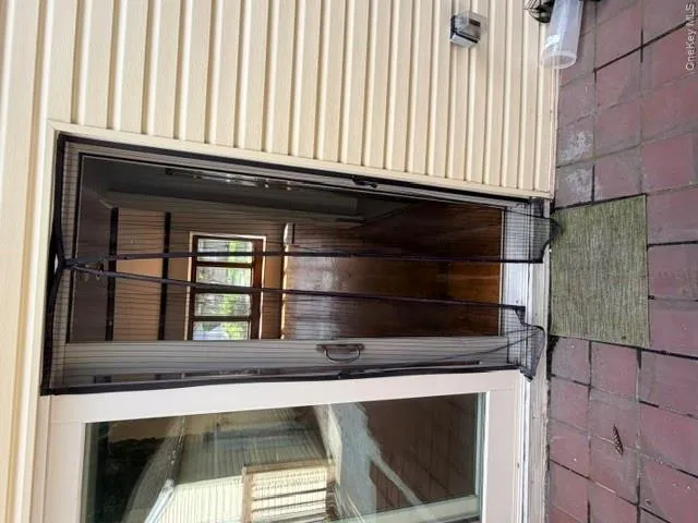 64 Lynwood Drive, Hempstead, NY, 6 Bedrooms Bedrooms, 12 Rooms Rooms,2 BathroomsBathrooms,Residential Lease,For Rent,Lynwood,0,1042307 64 Lynwood Drive, Hempstead, NY, 6 Bedrooms Bedrooms, 12 Rooms Rooms,2 BathroomsBathrooms,Residential Lease,For Rent,Lynwood,0,1042307