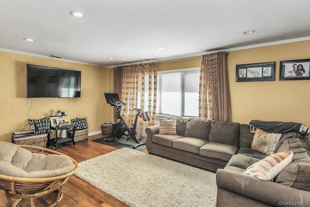 782 Norman Drive, Hempstead, NY, 3 Bedrooms Bedrooms, 6 Rooms Rooms,2 BathroomsBathrooms,Residential,For Rent,Norman,0,1042310 782 Norman Drive, Hempstead, NY, 3 Bedrooms Bedrooms, 6 Rooms Rooms,2 BathroomsBathrooms,Residential,For Rent,Norman,0,1042310