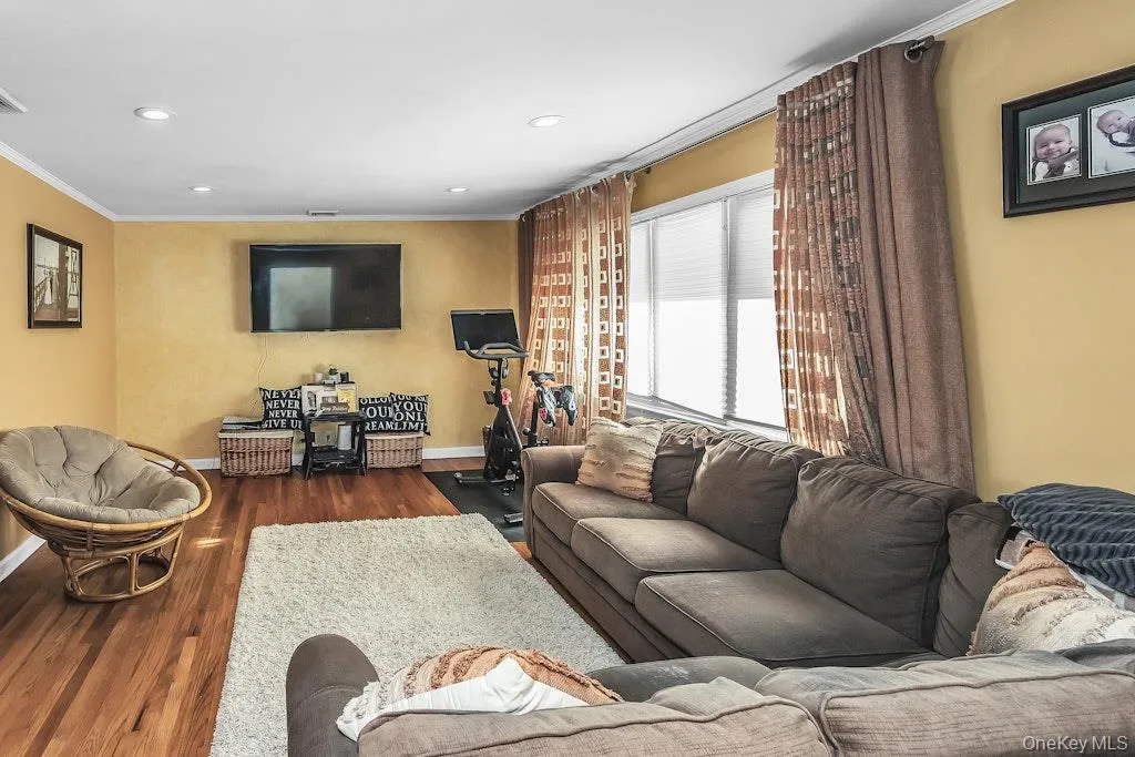 782 Norman Drive, Hempstead, NY, 3 Bedrooms Bedrooms, 6 Rooms Rooms,2 BathroomsBathrooms,Residential,For Rent,Norman,0,1042310 782 Norman Drive, Hempstead, NY, 3 Bedrooms Bedrooms, 6 Rooms Rooms,2 BathroomsBathrooms,Residential,For Rent,Norman,0,1042310