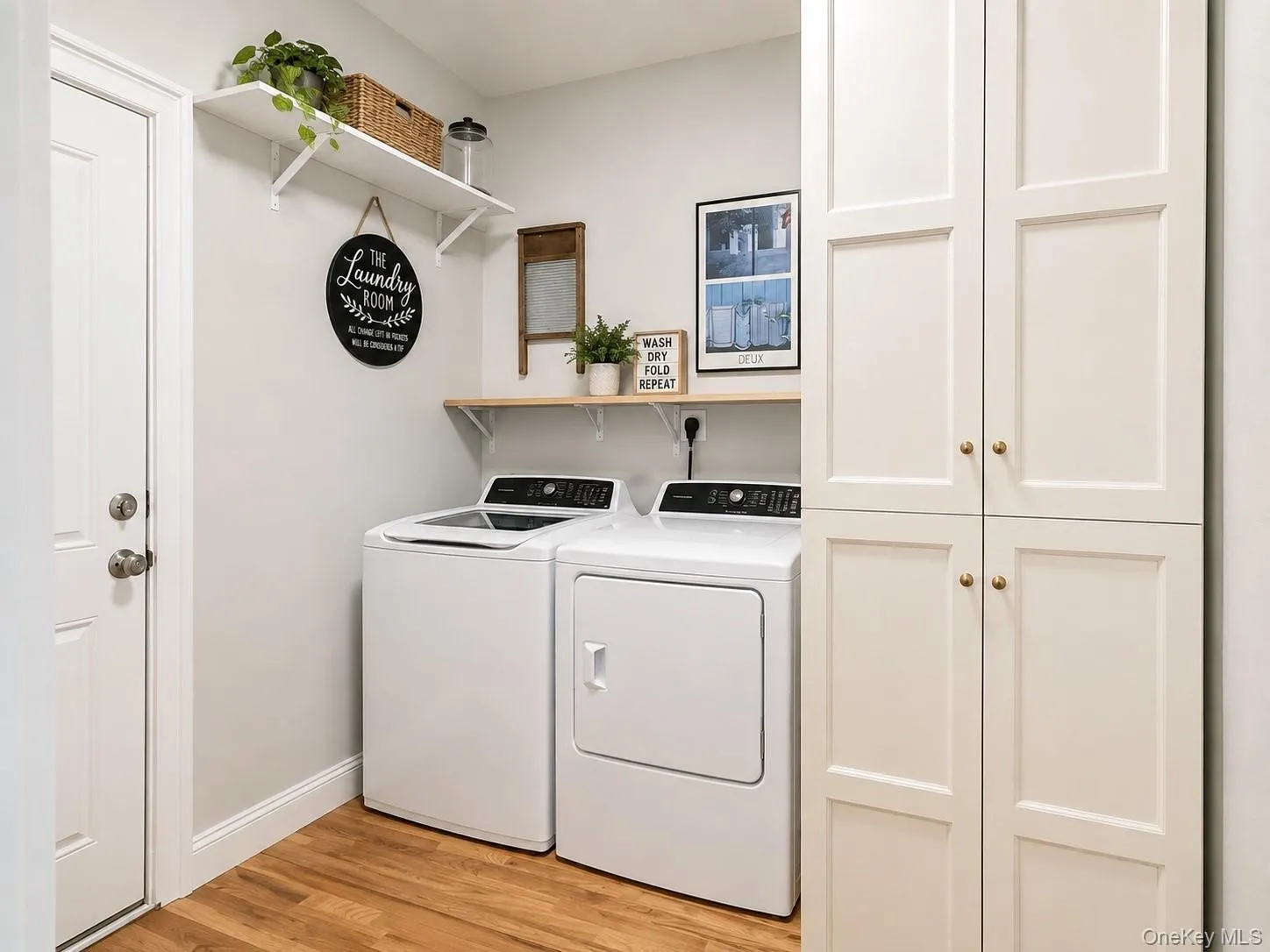62 Mill Drive, Brookhaven, NY, 4 Bedrooms Bedrooms, 8 Rooms Rooms,2 BathroomsBathrooms,Residential,For Rent,Mill,0,1042311 62 Mill Drive, Brookhaven, NY, 4 Bedrooms Bedrooms, 8 Rooms Rooms,2 BathroomsBathrooms,Residential,For Rent,Mill,0,1042311