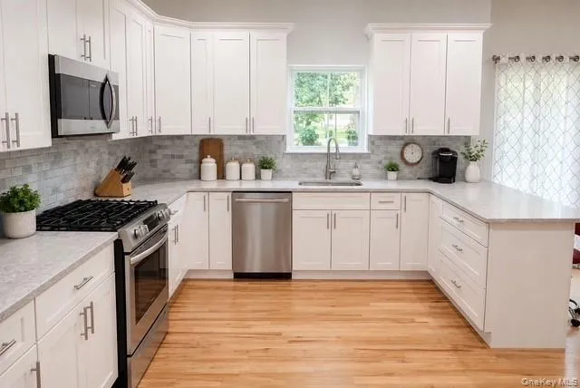 62 Mill Drive, Brookhaven, NY, 4 Bedrooms Bedrooms, 8 Rooms Rooms,2 BathroomsBathrooms,Residential,For Rent,Mill,0,1042311 62 Mill Drive, Brookhaven, NY, 4 Bedrooms Bedrooms, 8 Rooms Rooms,2 BathroomsBathrooms,Residential,For Rent,Mill,0,1042311