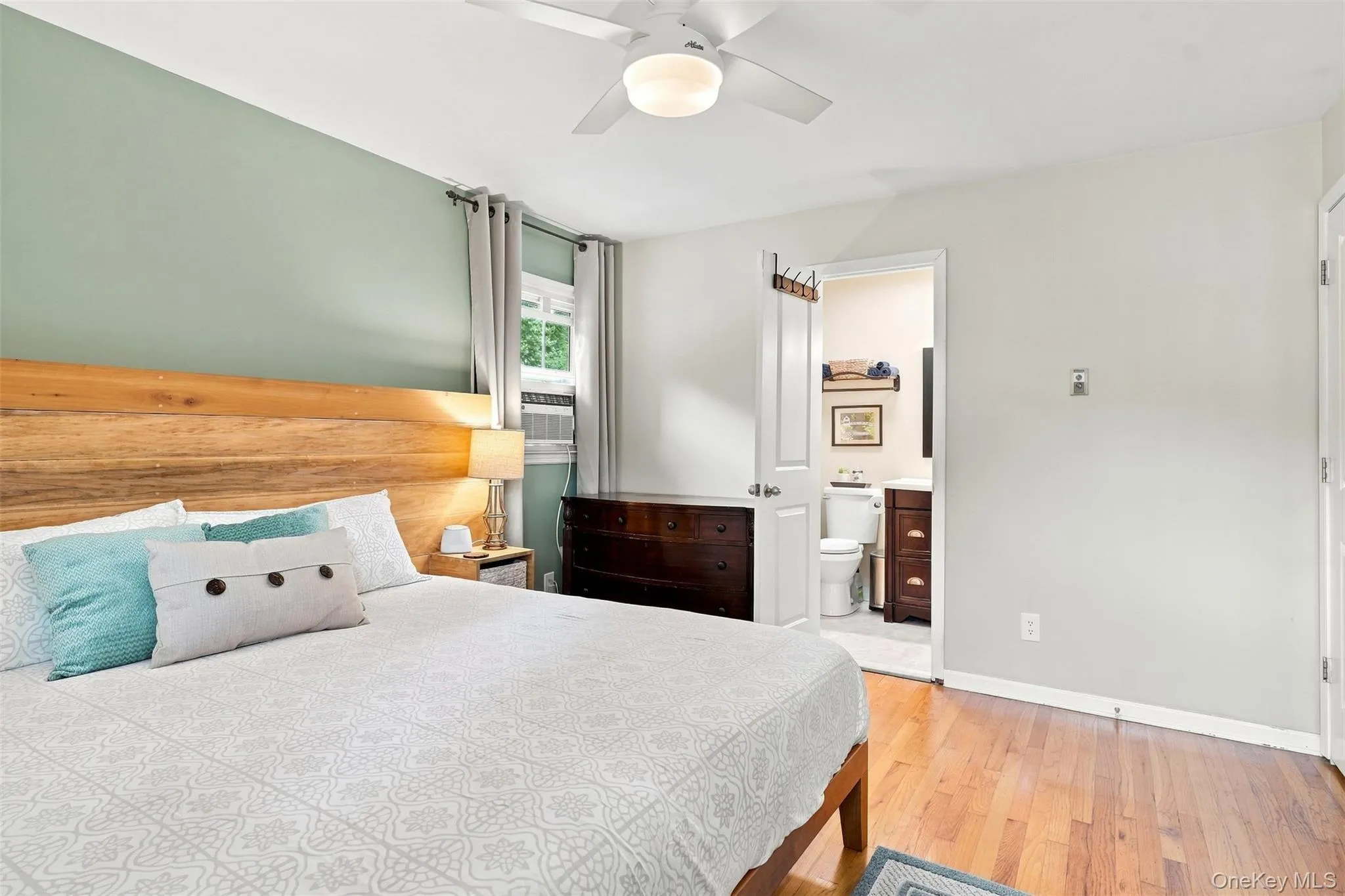 21 Smith Street, Red Hook, NY, 3 Bedrooms Bedrooms, 8 Rooms Rooms,2 BathroomsBathrooms,Residential,For Rent,Smith,0,1042315 21 Smith Street, Red Hook, NY, 3 Bedrooms Bedrooms, 8 Rooms Rooms,2 BathroomsBathrooms,Residential,For Rent,Smith,0,1042315