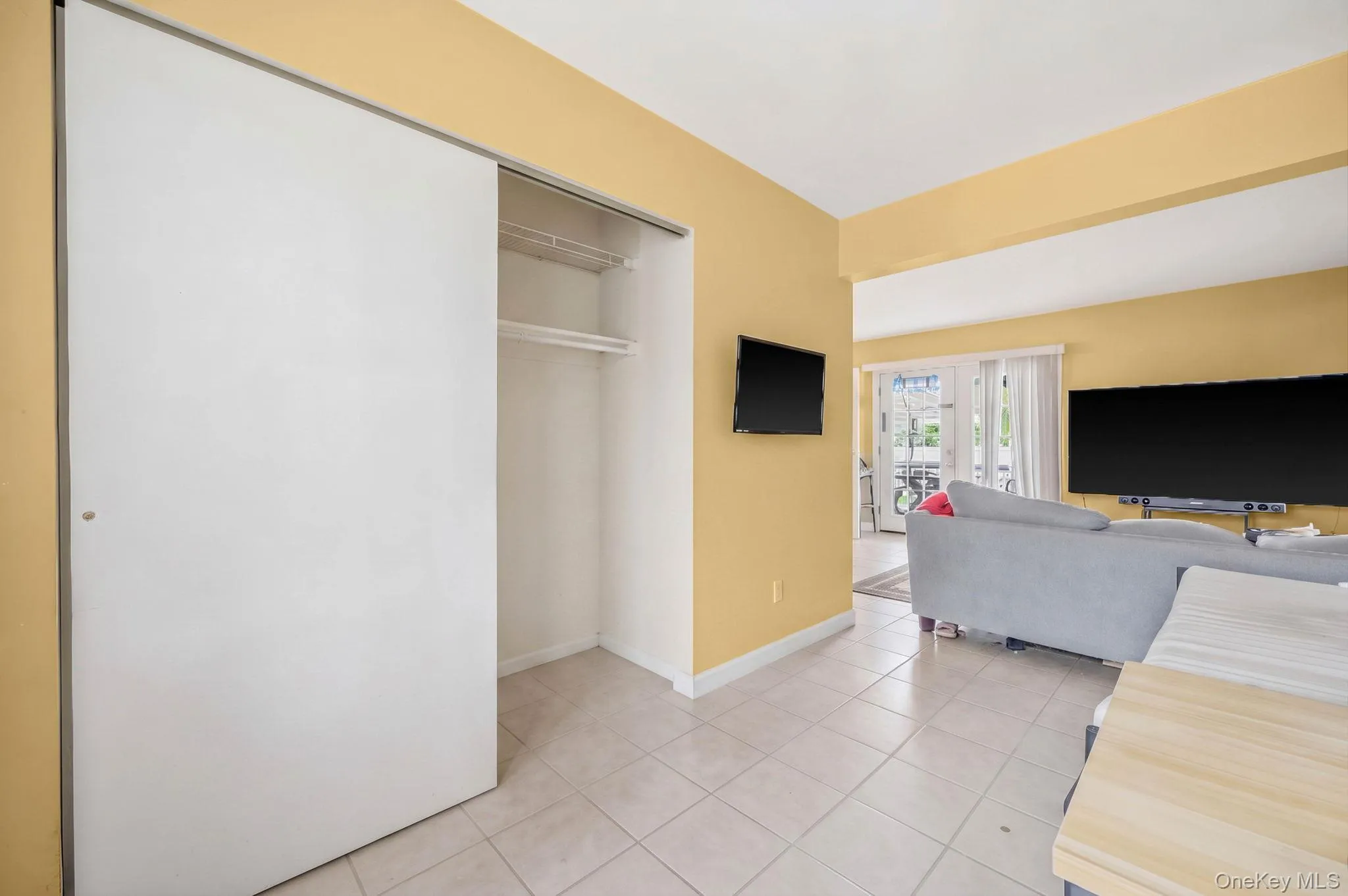 79 Jefferson Street, Hempstead, NY, 4 Bedrooms Bedrooms, 12 Rooms Rooms,2 BathroomsBathrooms,Residential,For Rent,Jefferson,0,1042316 79 Jefferson Street, Hempstead, NY, 4 Bedrooms Bedrooms, 12 Rooms Rooms,2 BathroomsBathrooms,Residential,For Rent,Jefferson,0,1042316