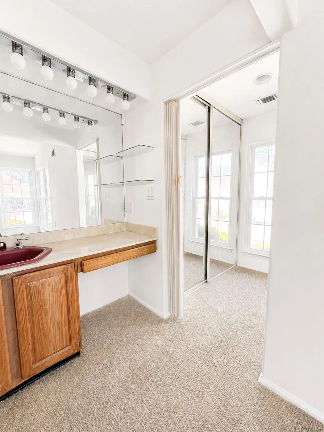 6 Oakdale Court, Brookhaven, NY, 2 Bedrooms Bedrooms, 6 Rooms Rooms,2 BathroomsBathrooms,Residential,For Rent,Oakdale,0,1042317 6 Oakdale Court, Brookhaven, NY, 2 Bedrooms Bedrooms, 6 Rooms Rooms,2 BathroomsBathrooms,Residential,For Rent,Oakdale,0,1042317