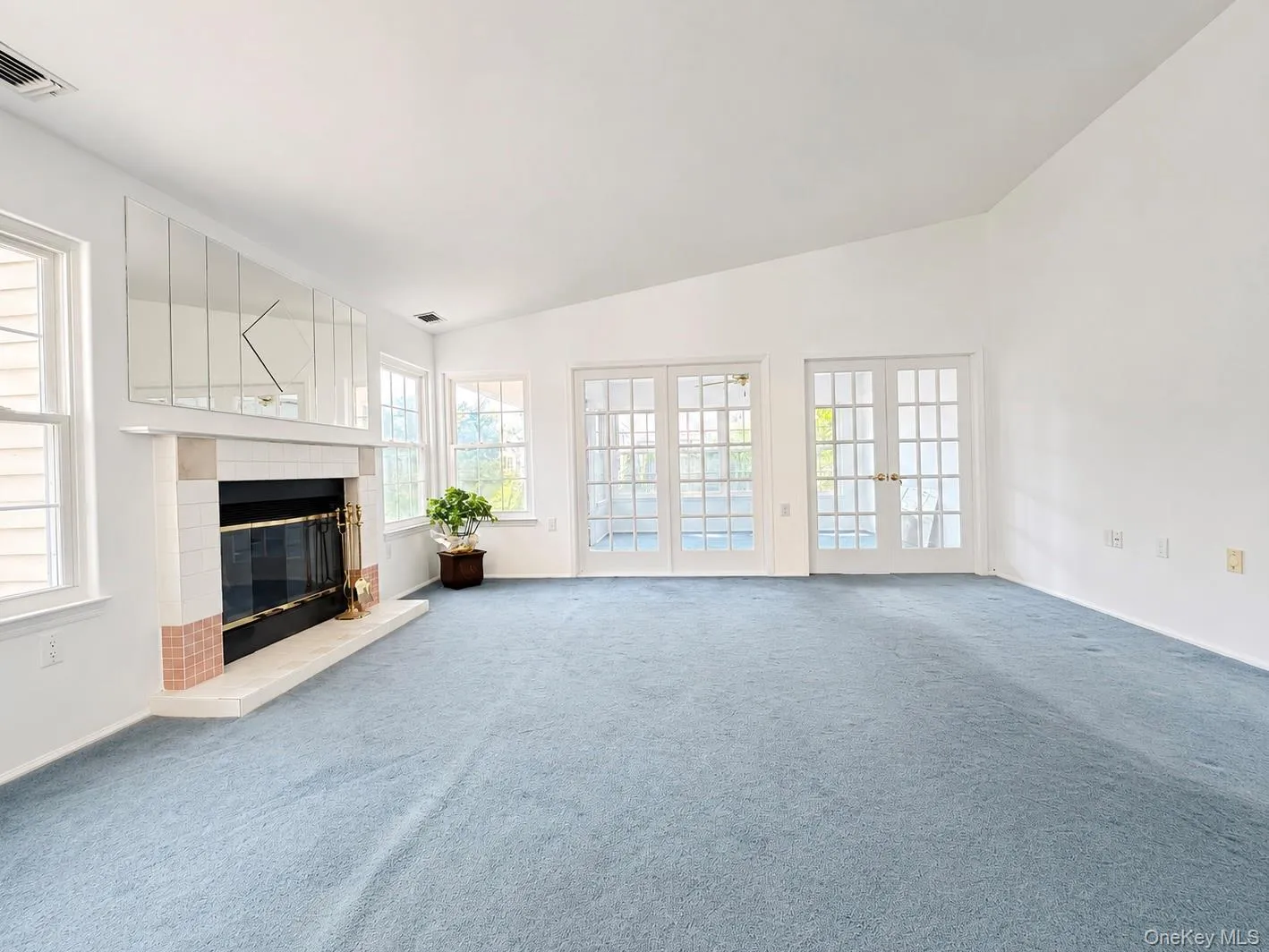 6 Oakdale Court, Brookhaven, NY, 2 Bedrooms Bedrooms, 6 Rooms Rooms,2 BathroomsBathrooms,Residential,For Rent,Oakdale,0,1042317 6 Oakdale Court, Brookhaven, NY, 2 Bedrooms Bedrooms, 6 Rooms Rooms,2 BathroomsBathrooms,Residential,For Rent,Oakdale,0,1042317