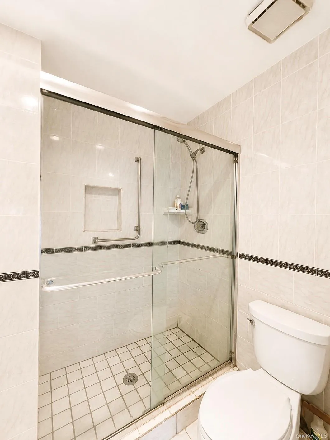 6 Oakdale Court, Brookhaven, NY, 2 Bedrooms Bedrooms, 6 Rooms Rooms,2 BathroomsBathrooms,Residential,For Rent,Oakdale,0,1042317 6 Oakdale Court, Brookhaven, NY, 2 Bedrooms Bedrooms, 6 Rooms Rooms,2 BathroomsBathrooms,Residential,For Rent,Oakdale,0,1042317