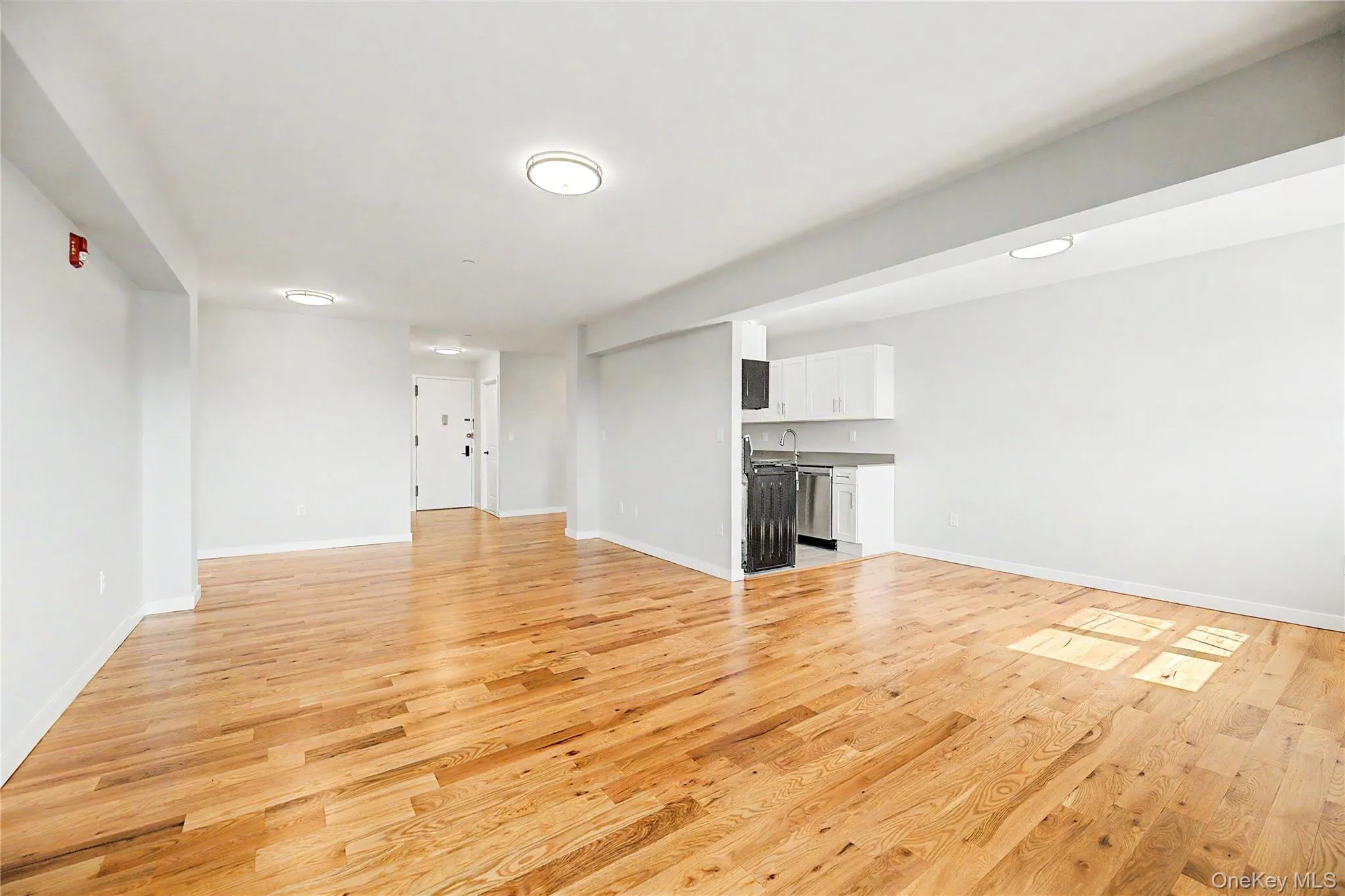 671 Bronx River Road, Yonkers, NY, 2 Bedroom Bedrooms, 4 Room Rooms,1 BathroomBathrooms,Residential Lease,For Rent,Bronx River,0,1042320 671 Bronx River Road, Yonkers, NY, 2 Bedroom Bedrooms, 4 Room Rooms,1 BathroomBathrooms,Residential Lease,For Rent,Bronx River,0,1042320
