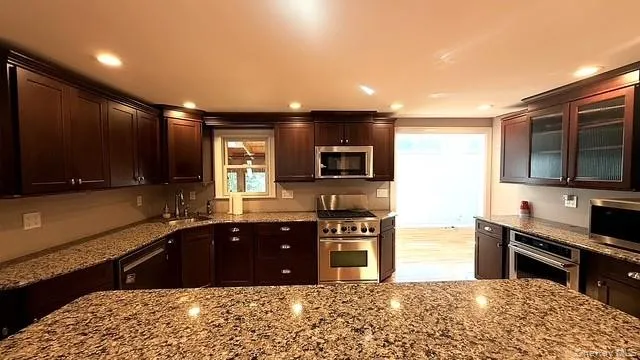 283 William Floyd Parkway, Brookhaven, NY, 3 Bedrooms Bedrooms, 10 Rooms Rooms,3 BathroomsBathrooms,Residential,For Rent,William Floyd,0,1042321 283 William Floyd Parkway, Brookhaven, NY, 3 Bedrooms Bedrooms, 10 Rooms Rooms,3 BathroomsBathrooms,Residential,For Rent,William Floyd,0,1042321