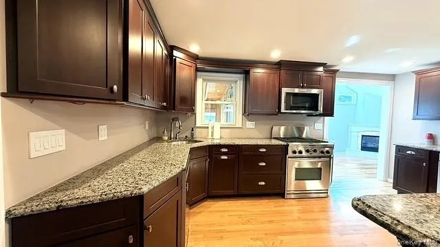 283 William Floyd Parkway, Brookhaven, NY, 3 Bedrooms Bedrooms, 10 Rooms Rooms,3 BathroomsBathrooms,Residential,For Rent,William Floyd,0,1042321 283 William Floyd Parkway, Brookhaven, NY, 3 Bedrooms Bedrooms, 10 Rooms Rooms,3 BathroomsBathrooms,Residential,For Rent,William Floyd,0,1042321