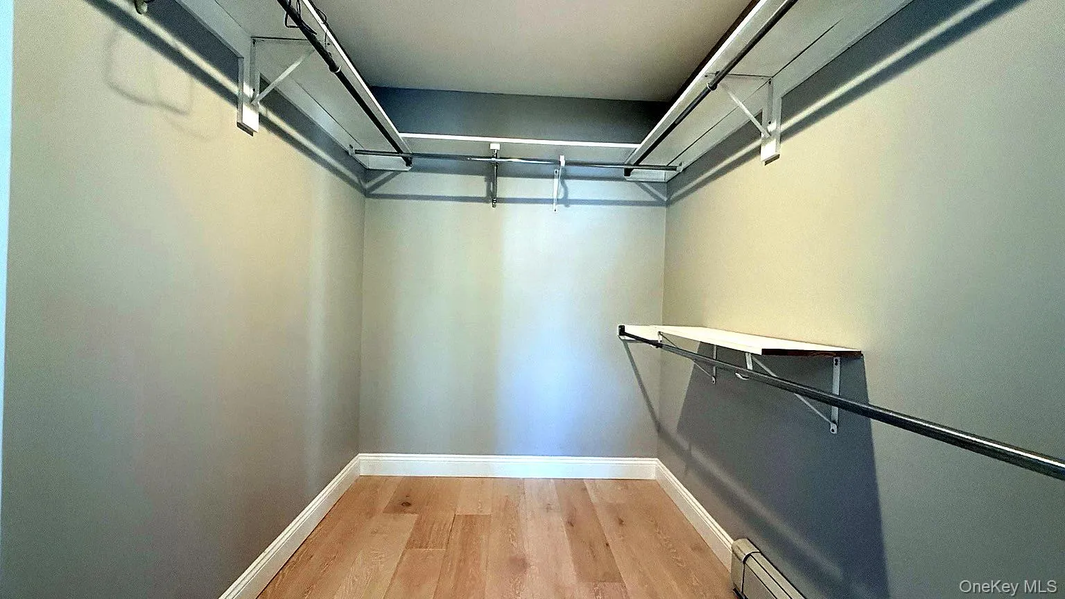 283 William Floyd Parkway, Brookhaven, NY, 3 Bedrooms Bedrooms, 10 Rooms Rooms,3 BathroomsBathrooms,Residential,For Rent,William Floyd,0,1042321 283 William Floyd Parkway, Brookhaven, NY, 3 Bedrooms Bedrooms, 10 Rooms Rooms,3 BathroomsBathrooms,Residential,For Rent,William Floyd,0,1042321