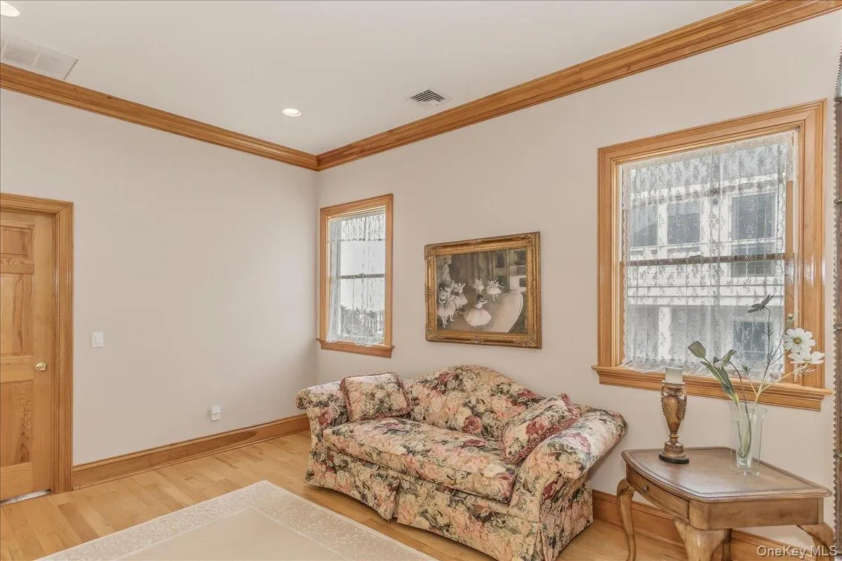 672 Dune Road, Southampton, NY, 5 Bedrooms Bedrooms, 8 Rooms Rooms,3 BathroomsBathrooms,Residential Lease,For Rent,Dune,0,1042322 672 Dune Road, Southampton, NY, 5 Bedrooms Bedrooms, 8 Rooms Rooms,3 BathroomsBathrooms,Residential Lease,For Rent,Dune,0,1042322