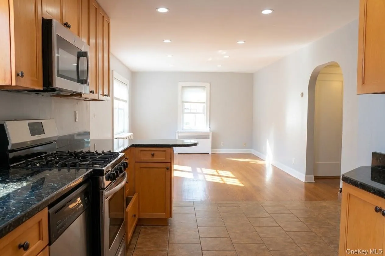 8 Washington Place, White Plains, NY, 2 Bedrooms Bedrooms, 6 Rooms Rooms,2 BathroomsBathrooms,Residential Lease,For Rent,Washington,0,1042329 8 Washington Place, White Plains, NY, 2 Bedrooms Bedrooms, 6 Rooms Rooms,2 BathroomsBathrooms,Residential Lease,For Rent,Washington,0,1042329