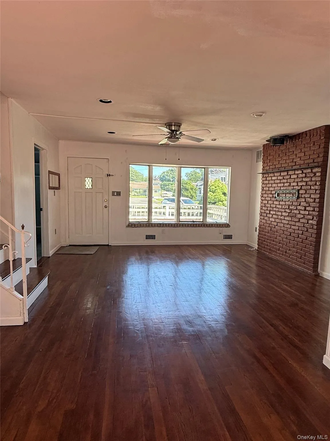 4 Sandy Court, Babylon, NY, 3 Bedrooms Bedrooms, 8 Rooms Rooms,2 BathroomsBathrooms,Residential,For Rent,Sandy,0,1042330 4 Sandy Court, Babylon, NY, 3 Bedrooms Bedrooms, 8 Rooms Rooms,2 BathroomsBathrooms,Residential,For Rent,Sandy,0,1042330