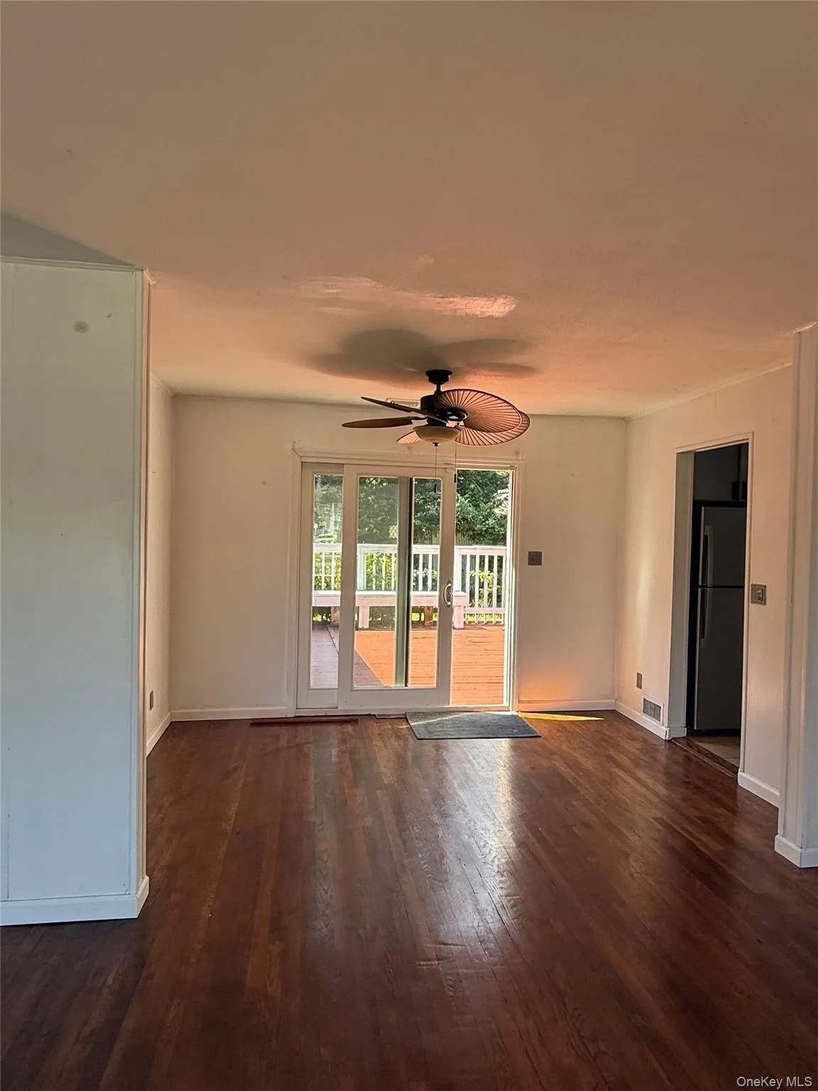 4 Sandy Court, Babylon, NY, 3 Bedrooms Bedrooms, 8 Rooms Rooms,2 BathroomsBathrooms,Residential,For Rent,Sandy,0,1042330 4 Sandy Court, Babylon, NY, 3 Bedrooms Bedrooms, 8 Rooms Rooms,2 BathroomsBathrooms,Residential,For Rent,Sandy,0,1042330